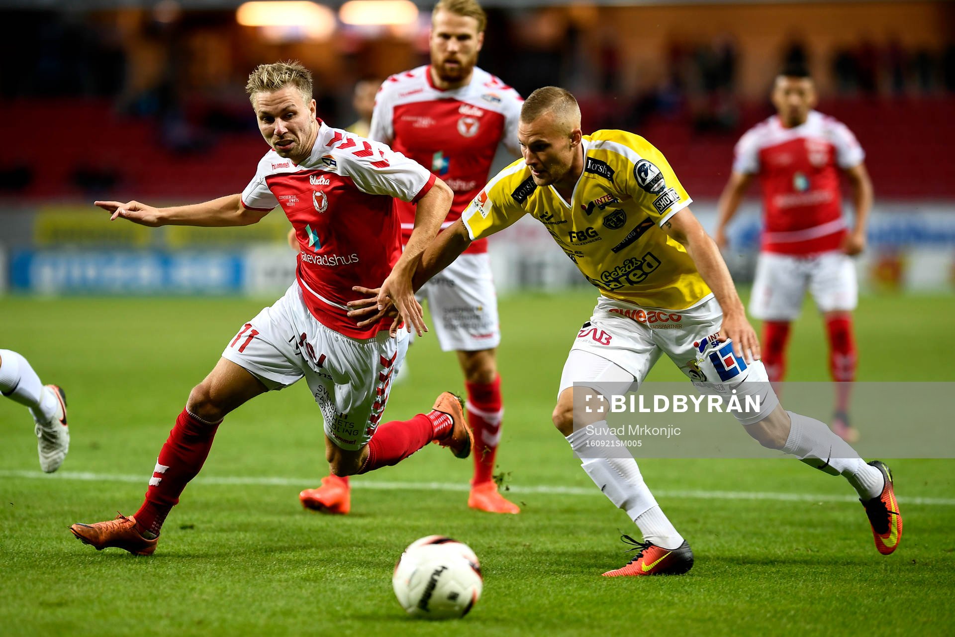 Kalmars Jonathan Ring och Falkenbergs fHaukur Heidar