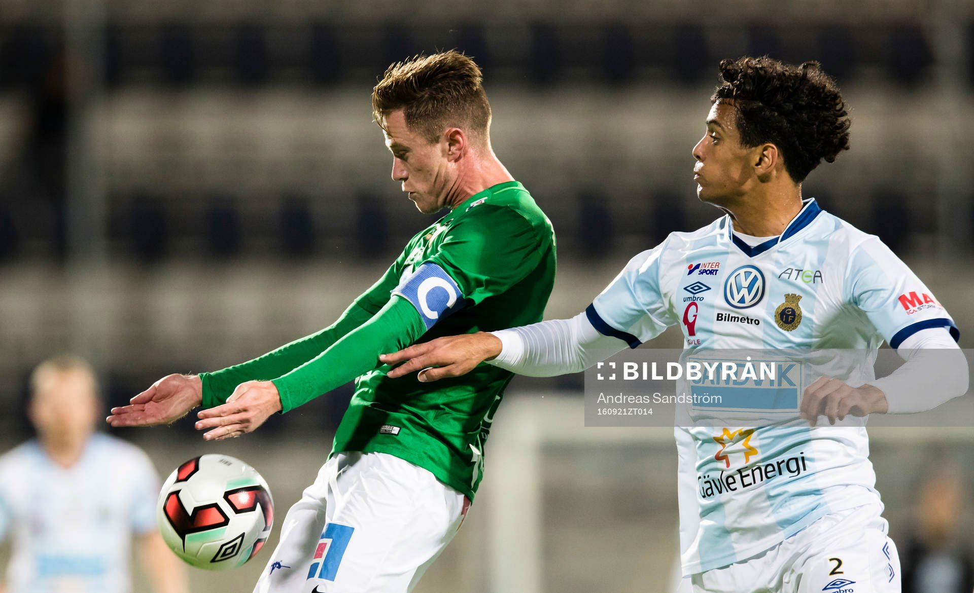 Jönköpings Tommy Thelin och Gefles Joshua Nadeau