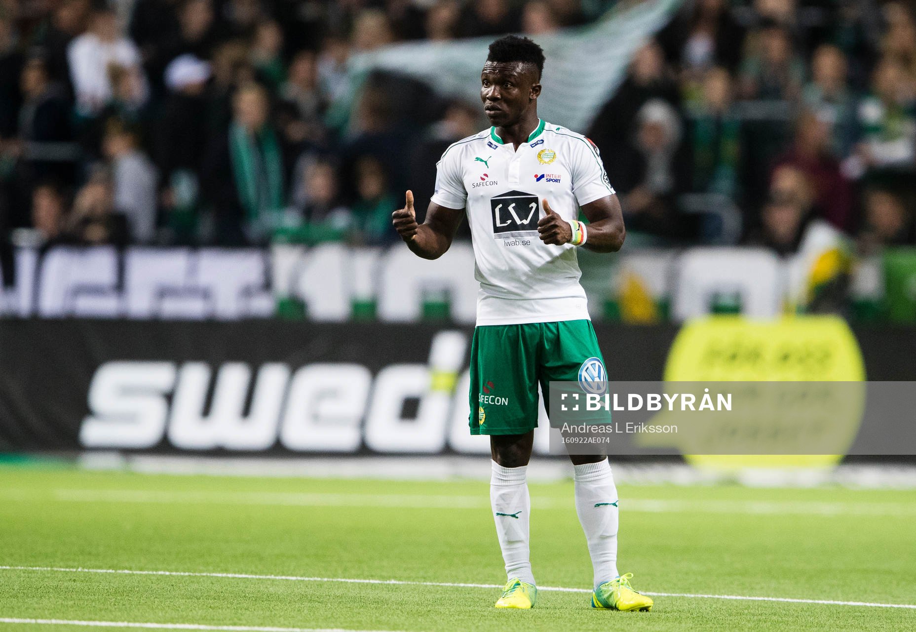 Hammarbys Joseph Aidoo gör tummen upp