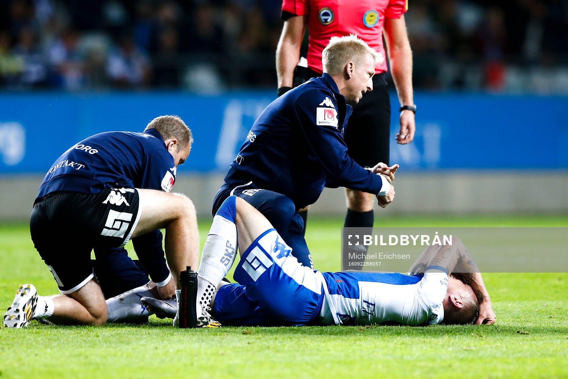 IFK Göteborgs Sören Rieks tvingas lämna planen