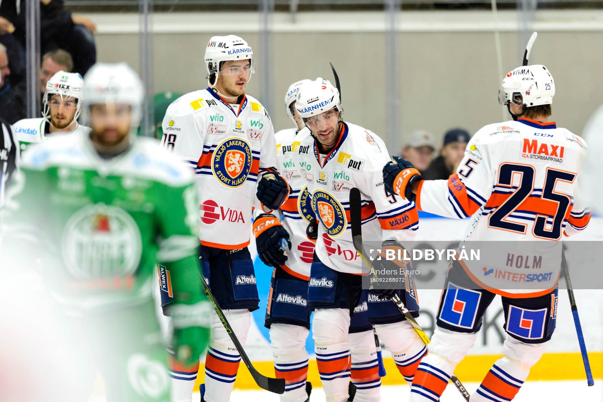 Växjös Dennis Everberg Josh Hennessy och Philip Holm