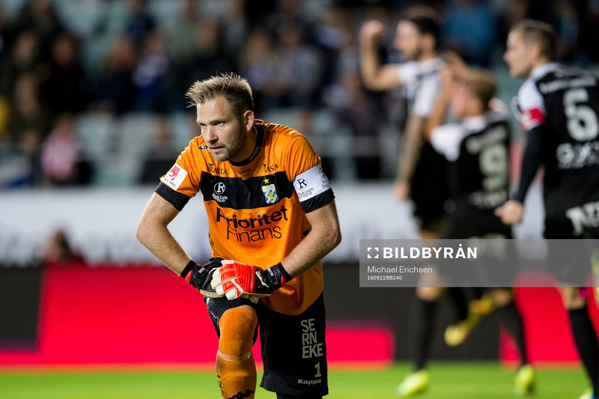 IFK Göteborgs målvakt John Alvbåge deppar
