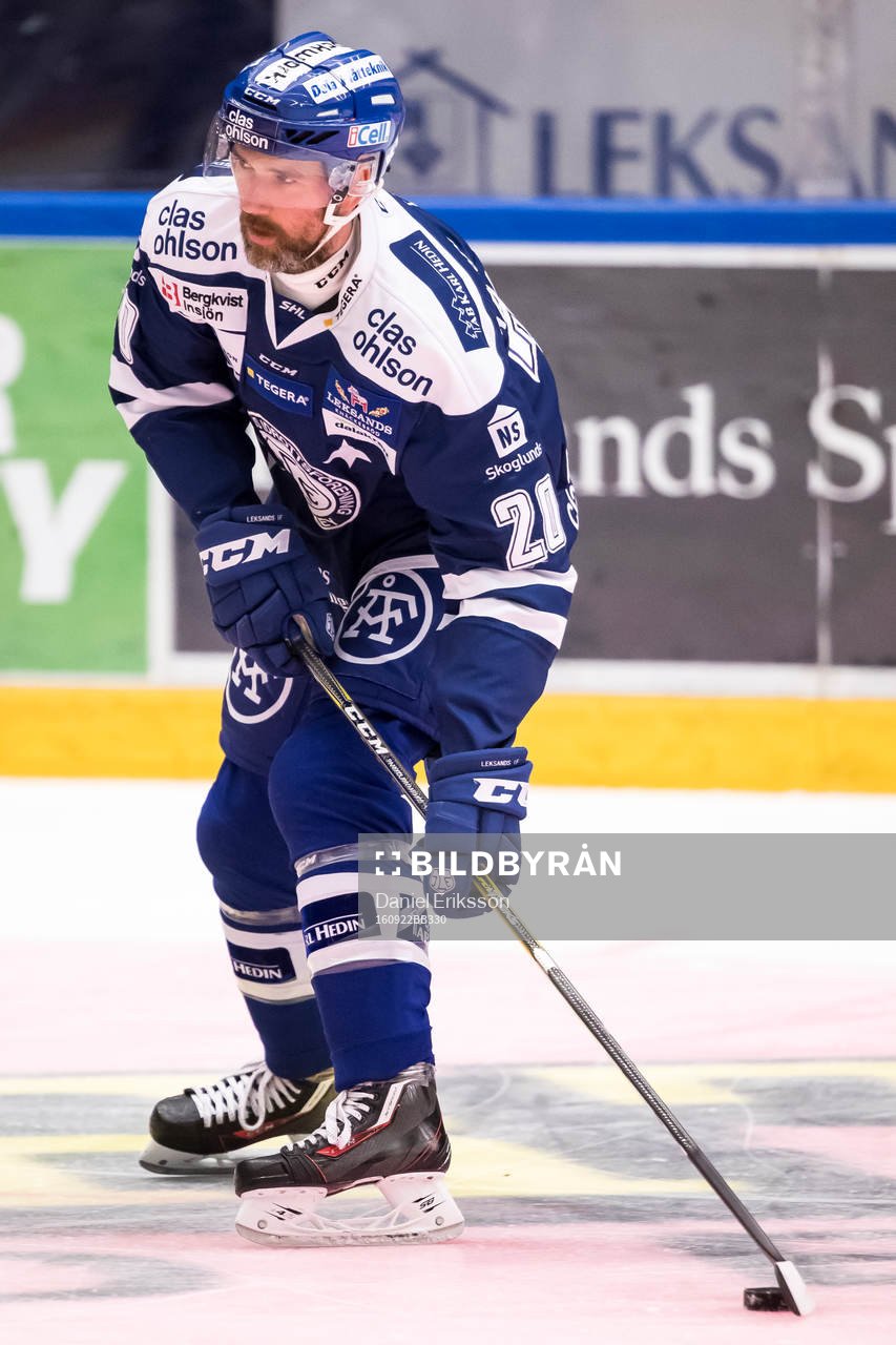 Leksands Tommi Paakkolanvaara  i ishockeymatchen i SHL