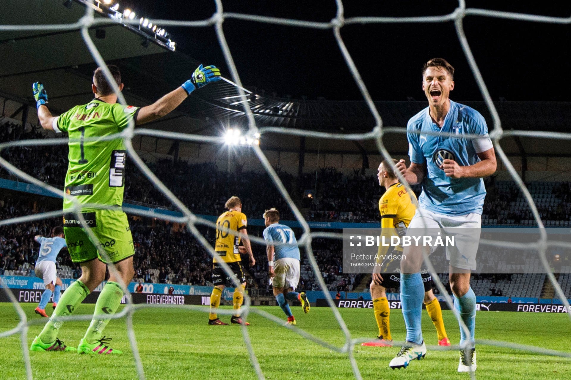 Malmö FFs Markus Rosenberg jublar