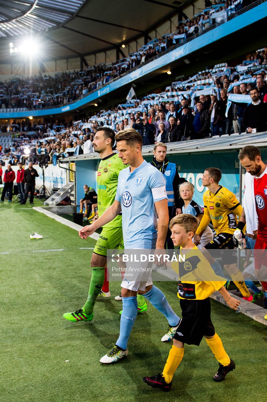 Elfsborgs målvakt Kevin Stuhr Ellegaard och Malmö FFs