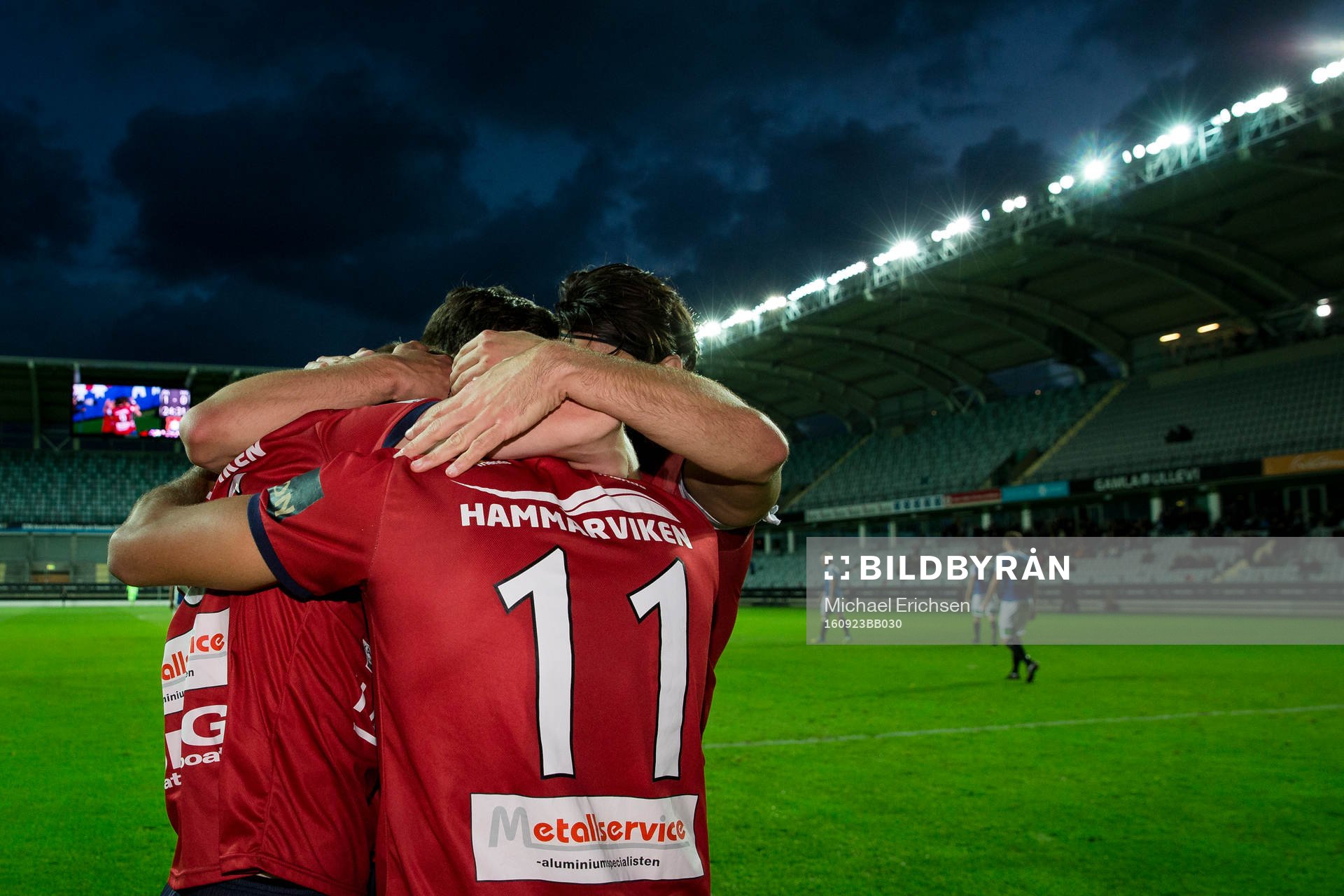 Örgryte jubel efter Sebastian Ohlssons 1-0 mål under fotbollsmatchen i Superettan mellan Örgryte och Trelleborg den 23 september 2016 i Göteborg.