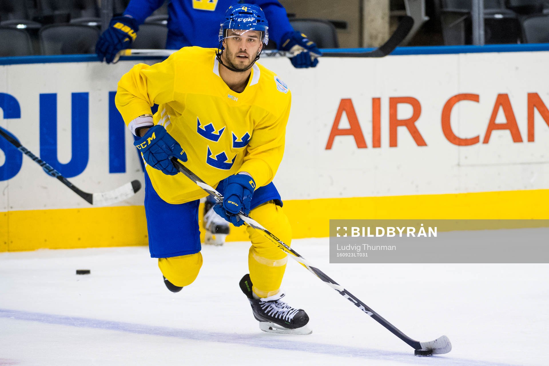 Sveriges Niklas Hjalmarsson