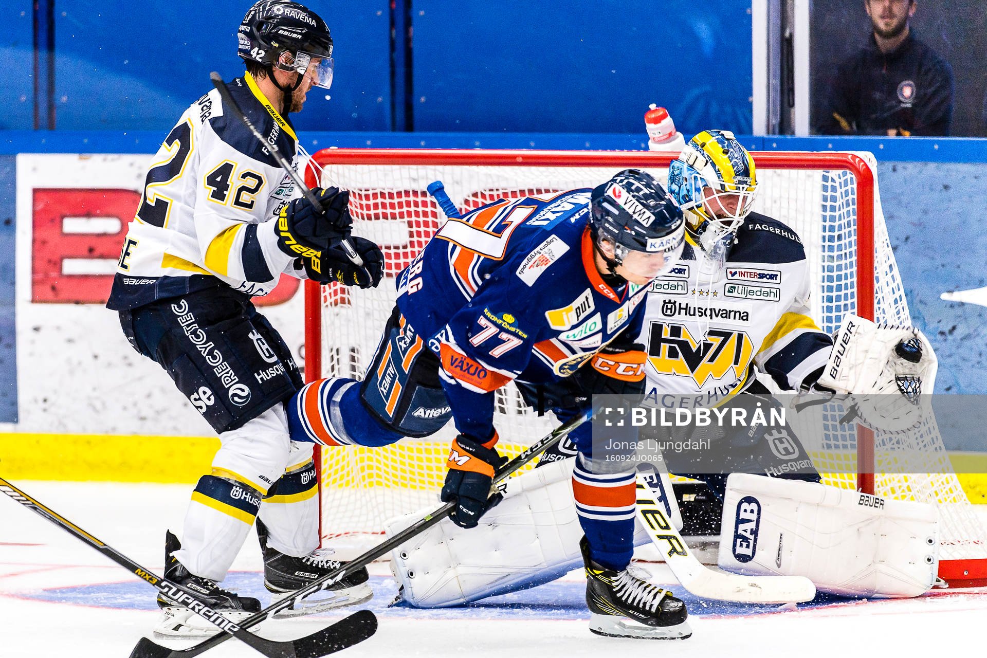 s Dylan Reese och Växjös Pontus Netterberg framför