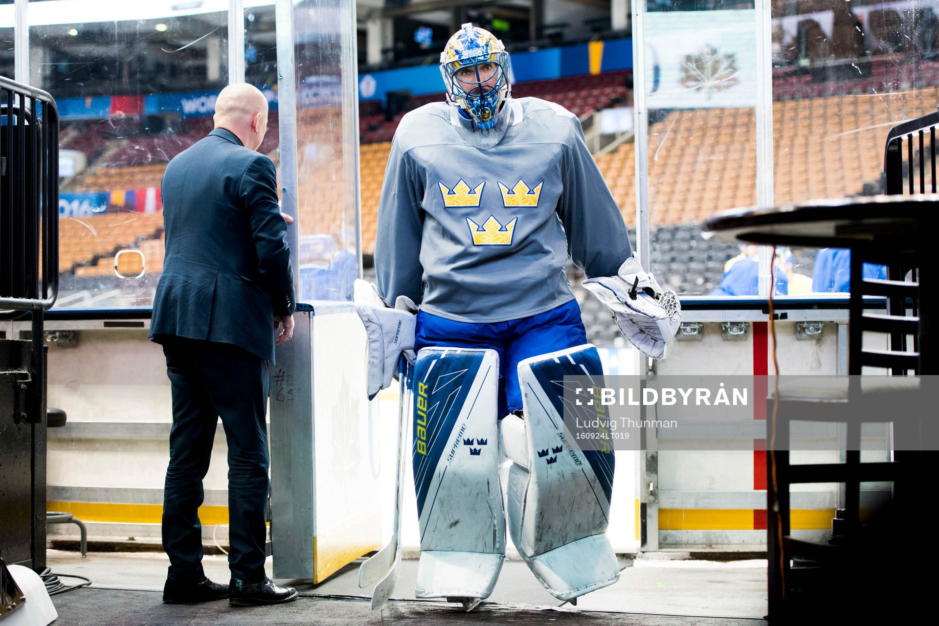 Sveriges målvakt Henrik Lundqvist lämnar Sveriges