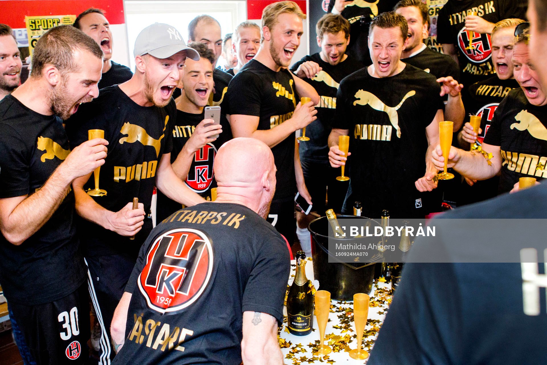 Hittarps spelare jublar