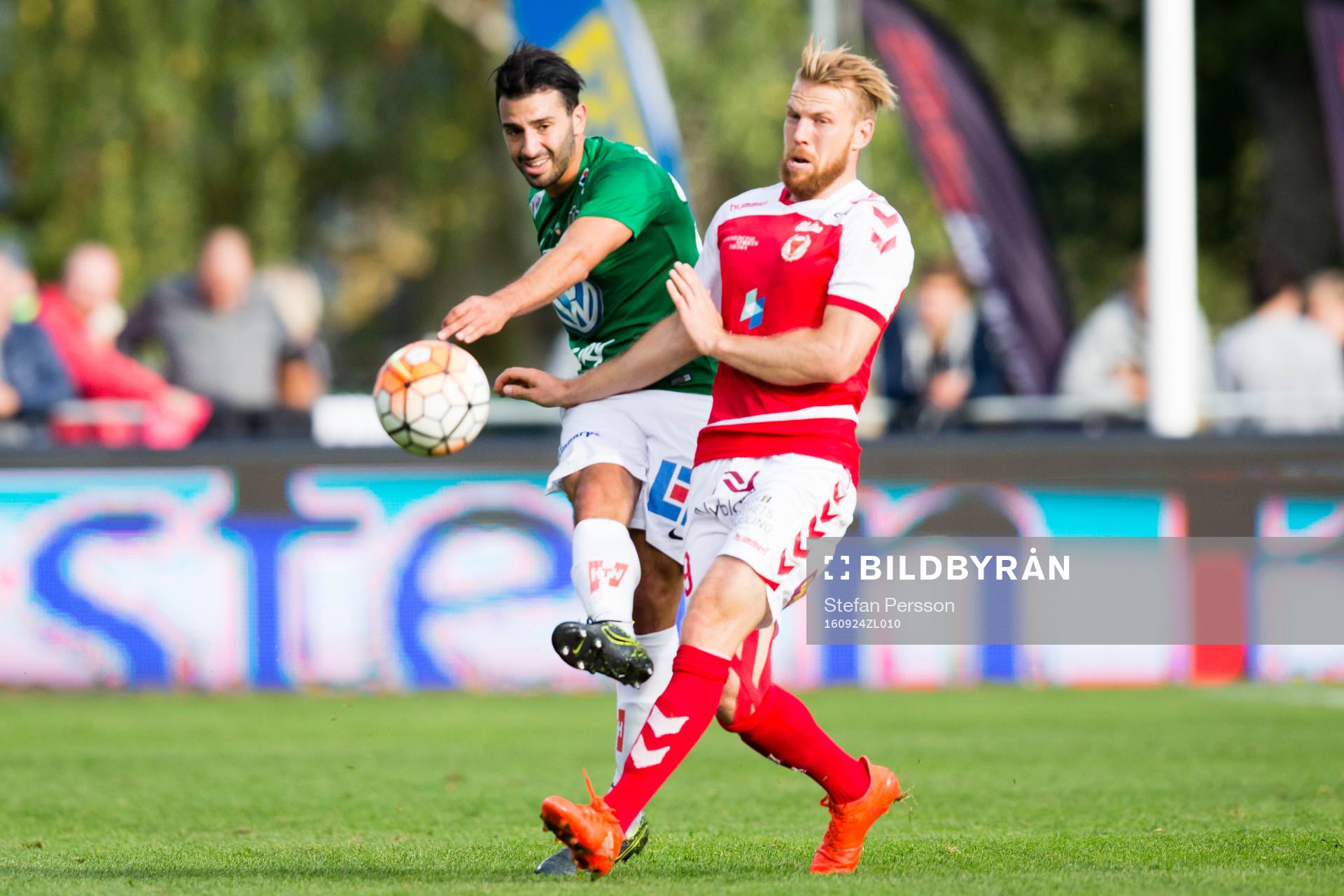 Jönköpings André Calisir mot Kalmars Henri Anier