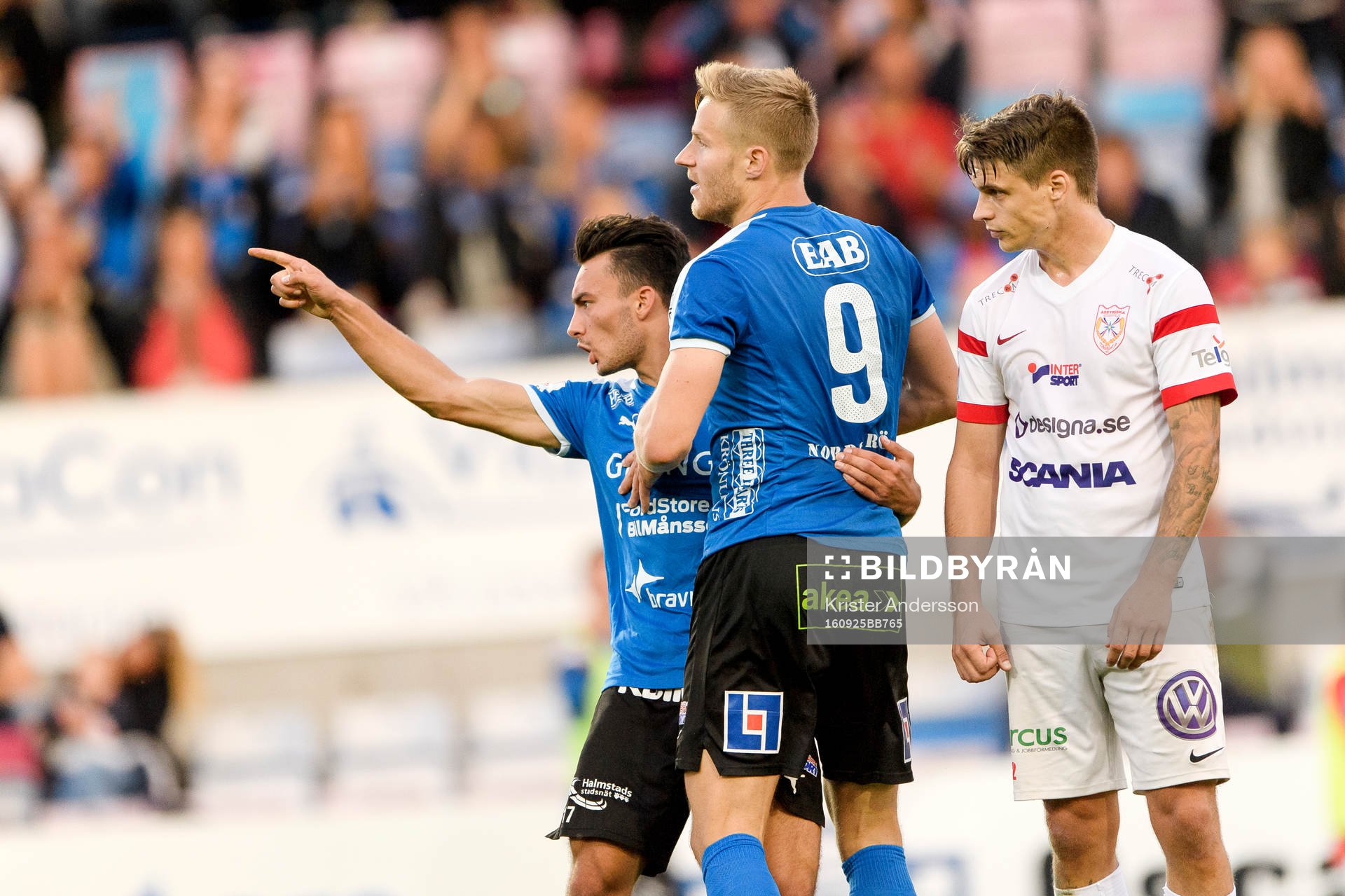 Halmstads Sead Haksabanovic och Alexander Ruud Tveter jublar
