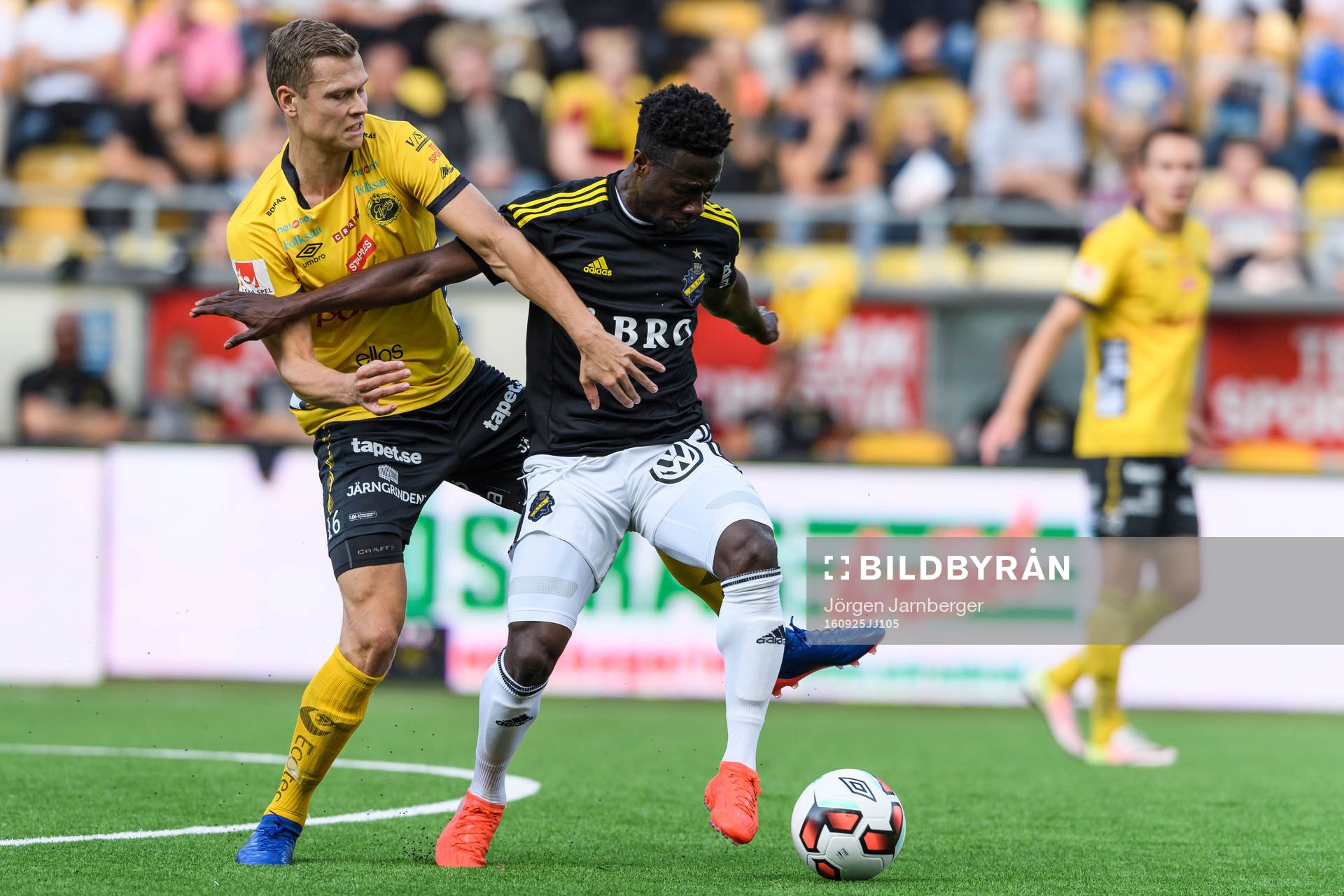 s Ebenezer Ofori och Elfsborgs Viktor Claesson