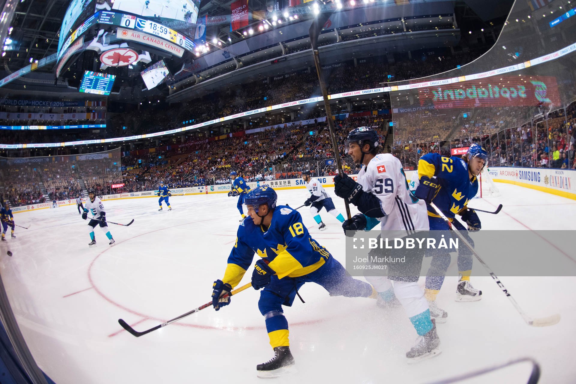 Sveriges Jakob Silfverberg och Carl Hagelin utmanar Europas