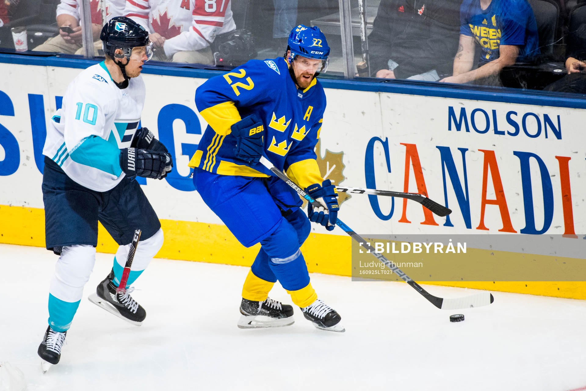 Europas Christian Ehrhoff och Sveriges Daniel Sedin
