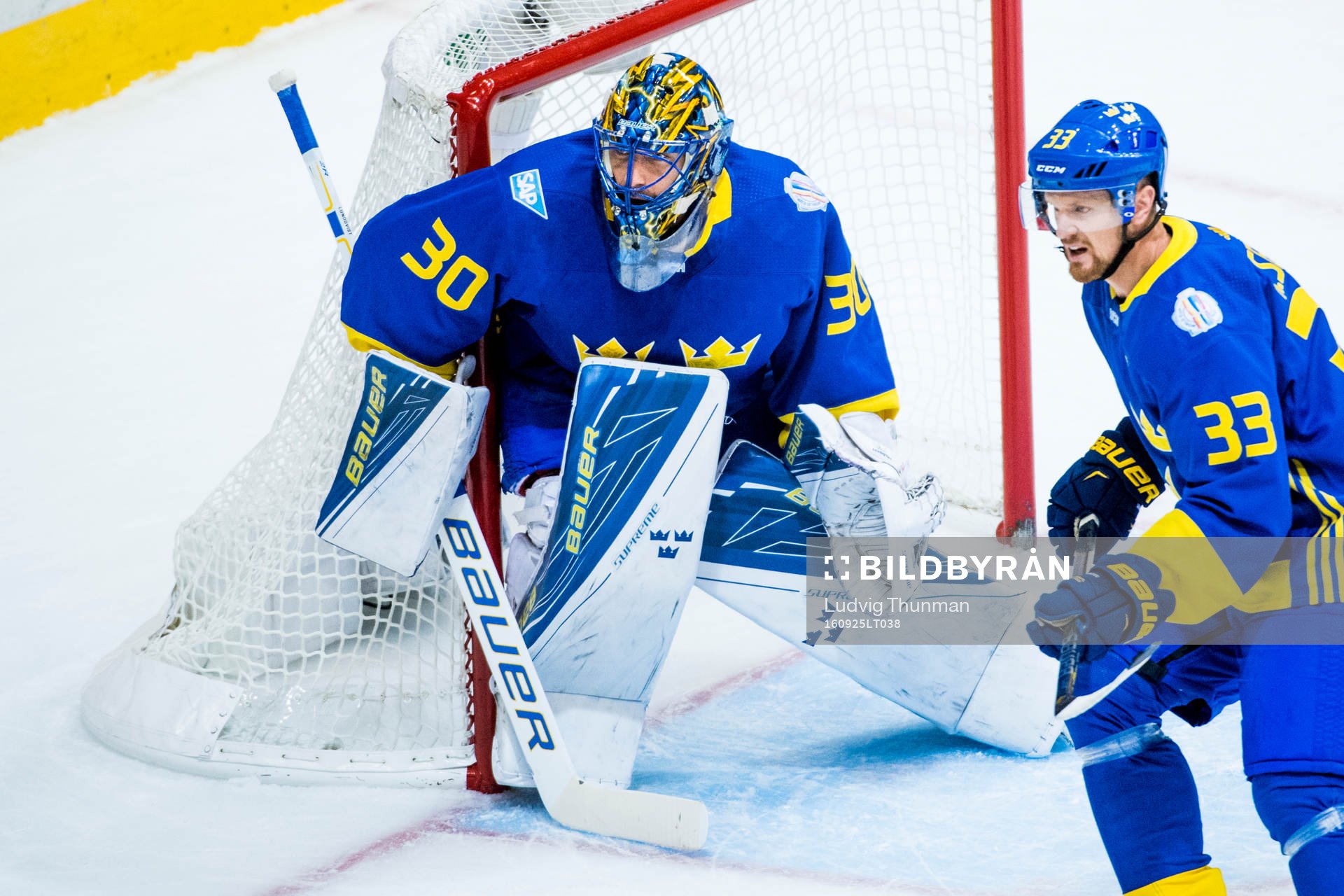Sveriges målvakt Henrik Lundqvist och Henrik Sedin