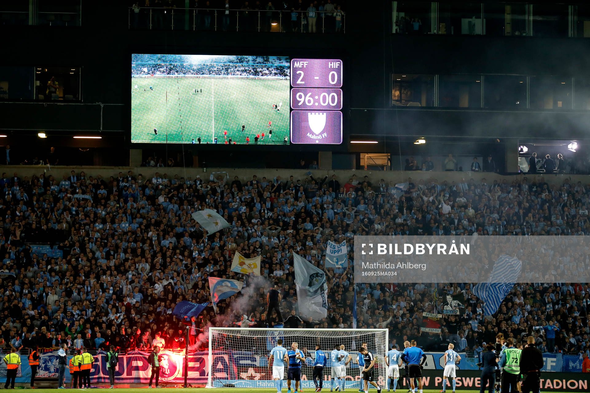 Malmö FFs spelare tackar publiken