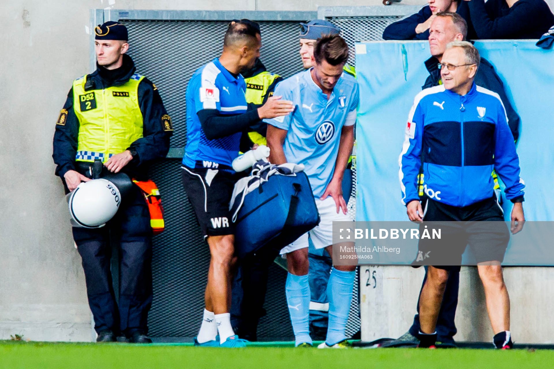 Malmö FFs Markus Rosenberg vid sidan av planen