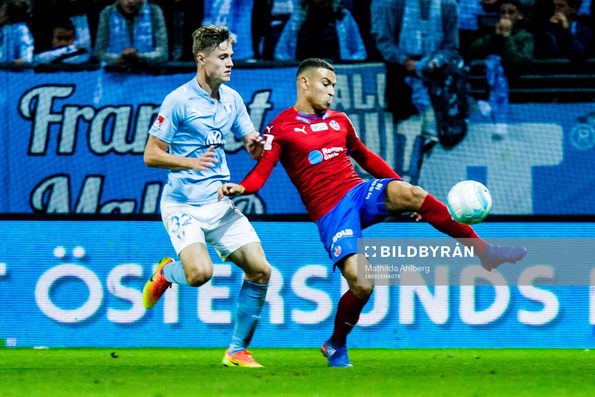 Malmö FFs Mattias Svanberg och Helsingborgs Jordan Larsson
