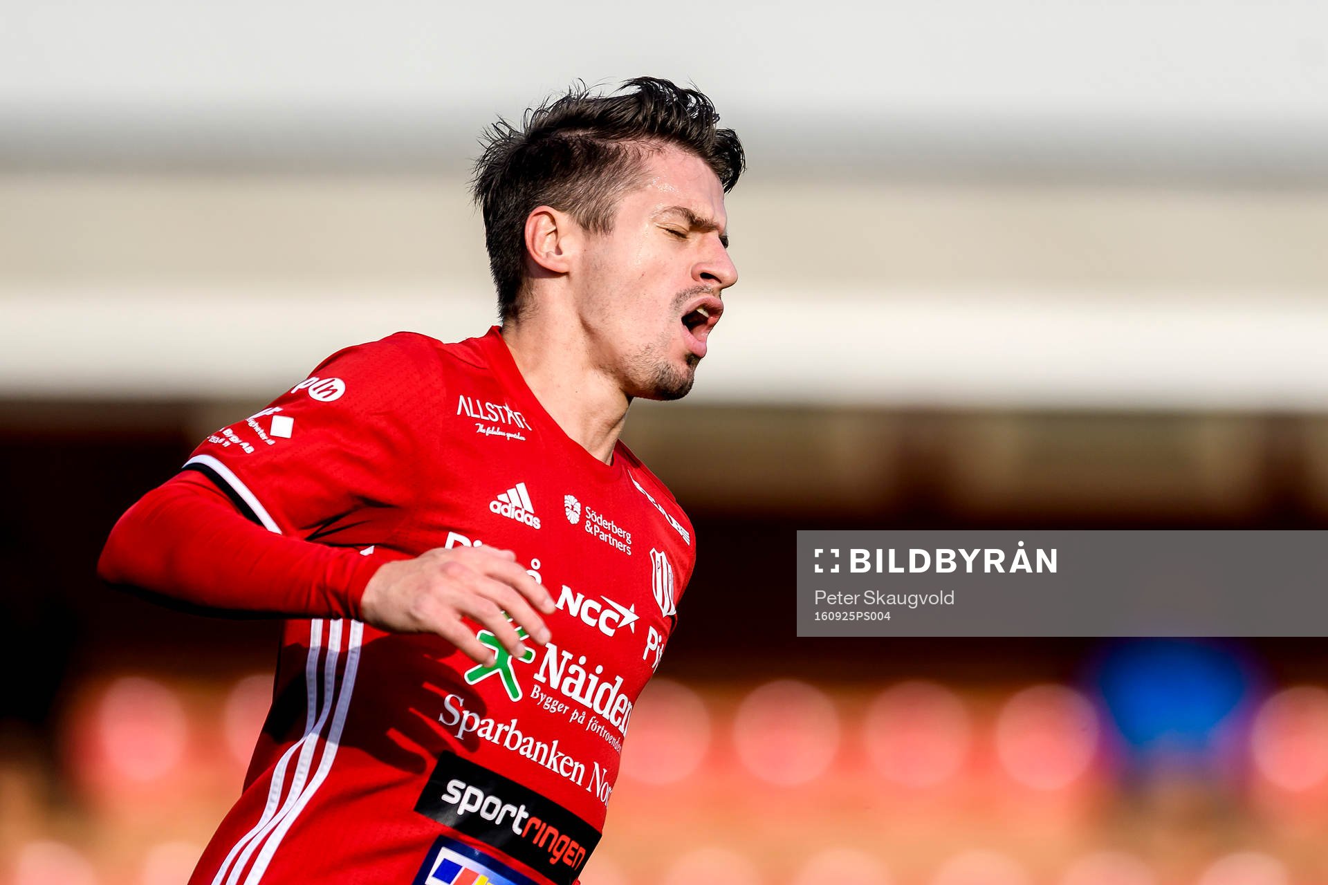 s James Burgin deppar