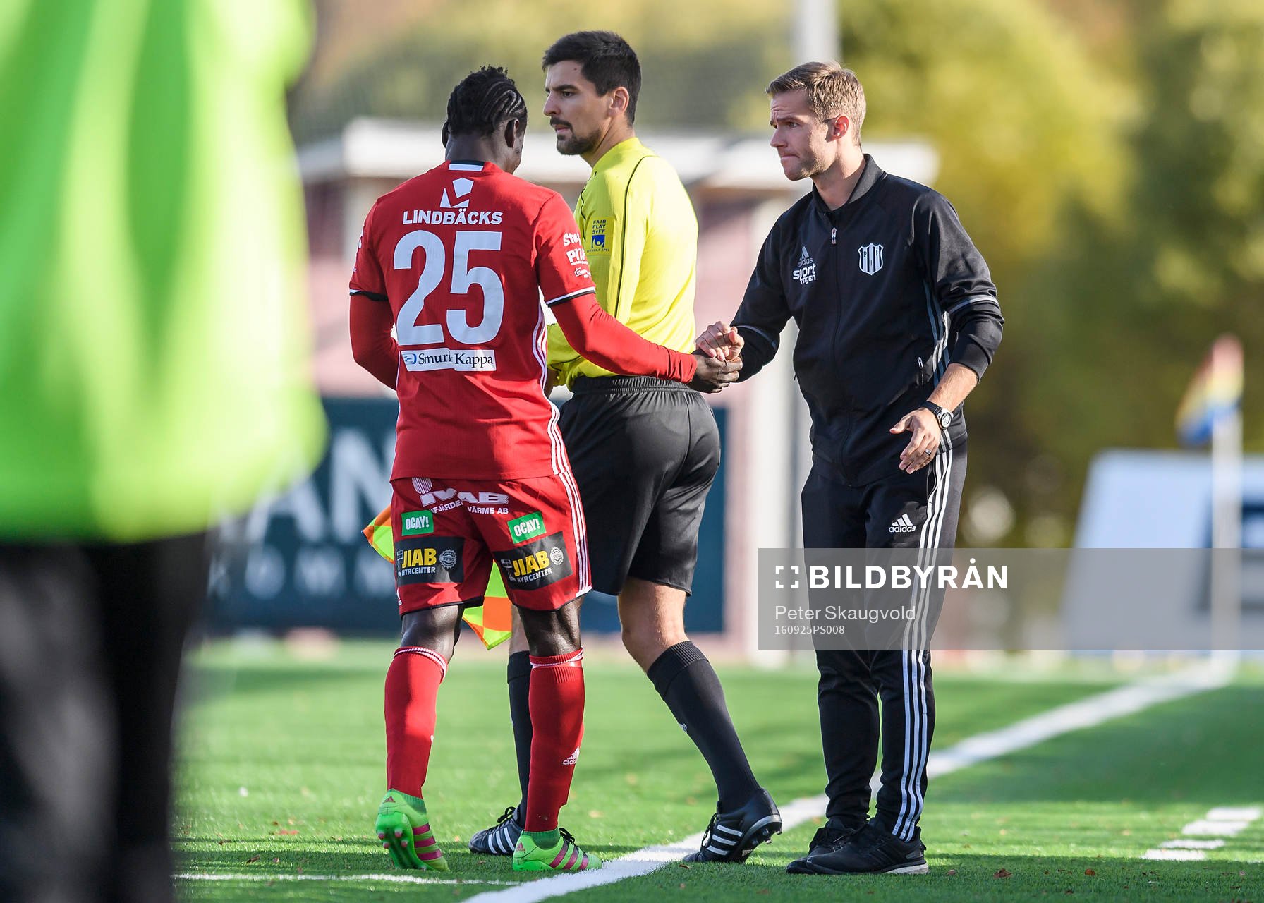 s Tetteh Komey blir utbytt