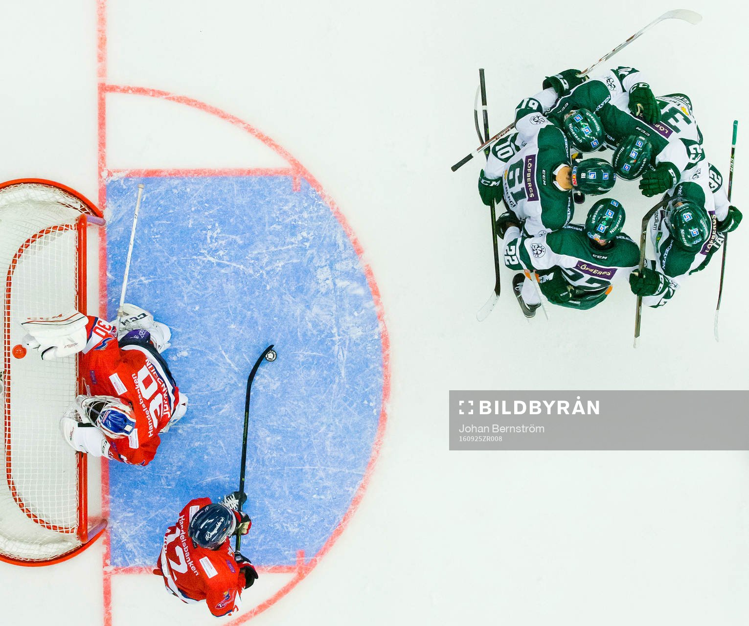 Färjestads Magnus Nygren gör 2-1 på Linköpings målvakt