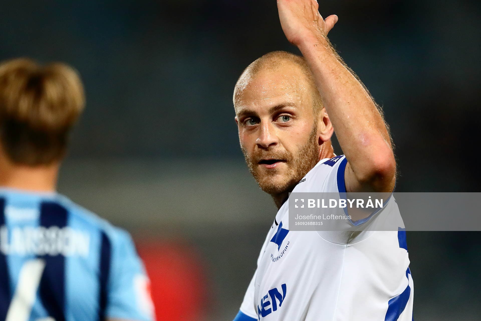 Norrköpings Daniel Sjölund reagerar