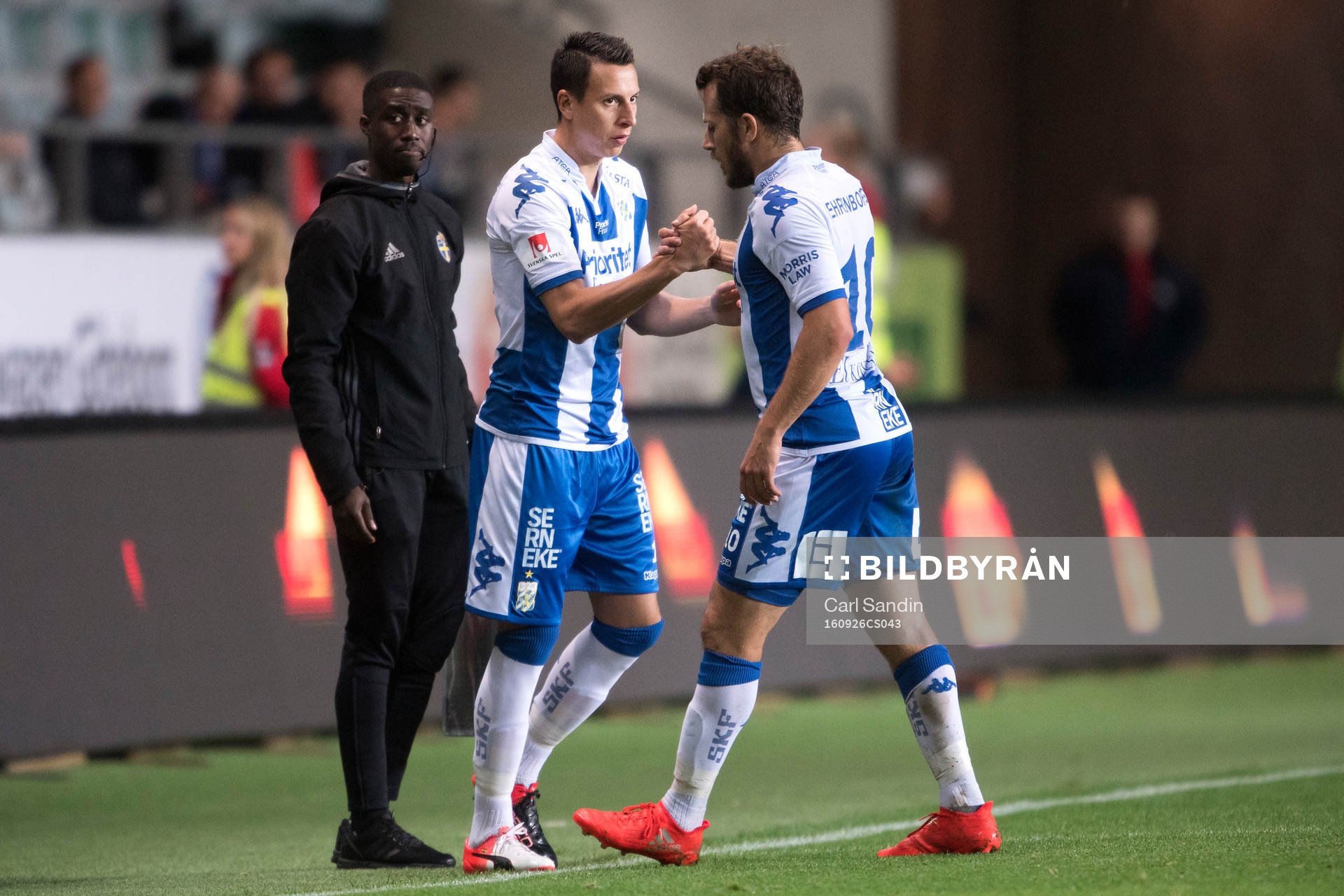 IFK Göteborgs Martin Smedberg Dalence byts in istället