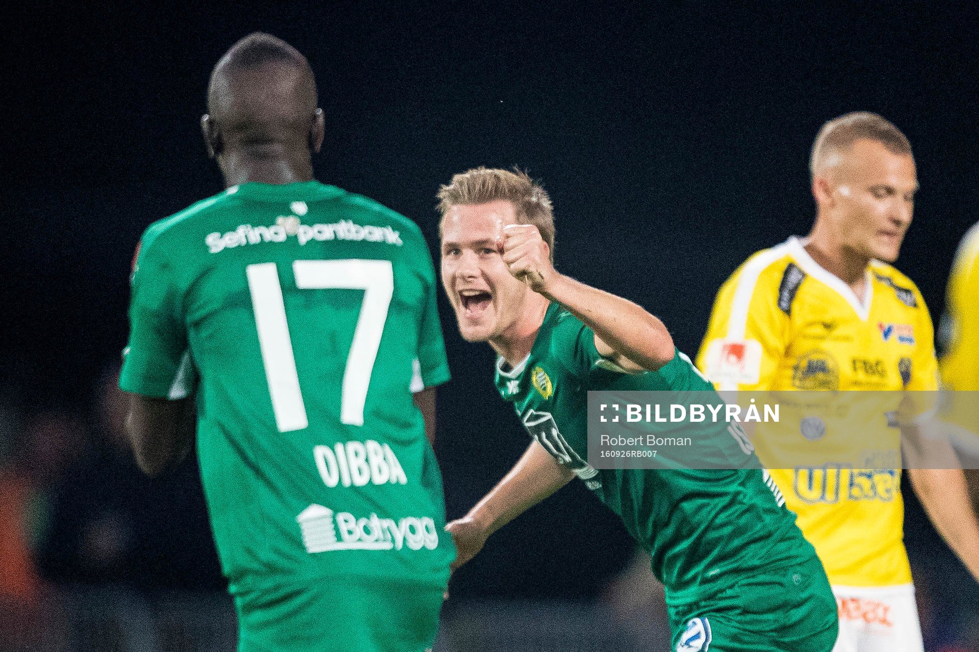 Hammarbys Erik Israelsson jublar