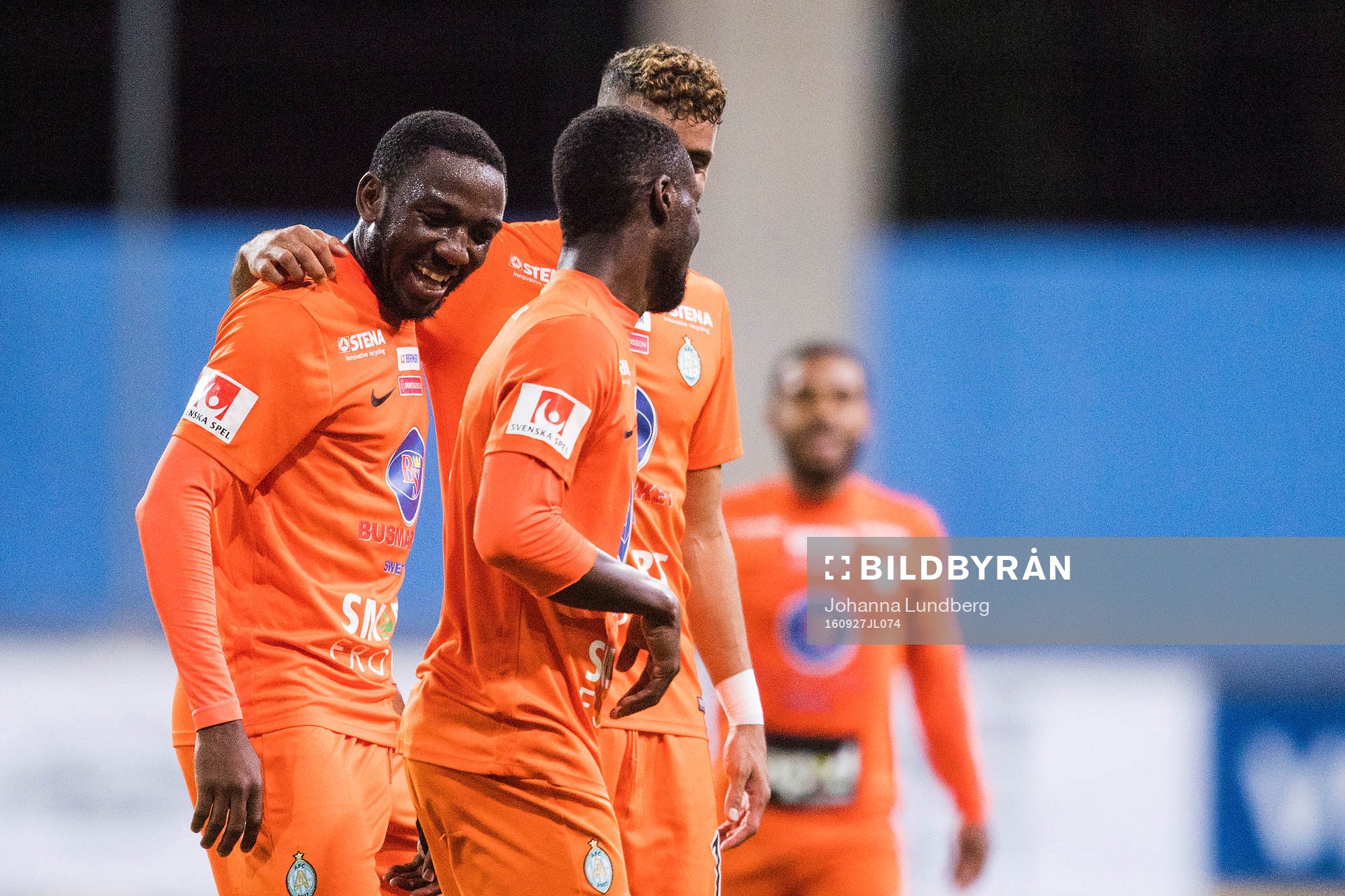 Athletics Chidi Omeje jublar efter 3-1 under fotbollsmatchen i Superettan mellan Athletic och Degerfors den 27 september 2016 i Eskilstuna.