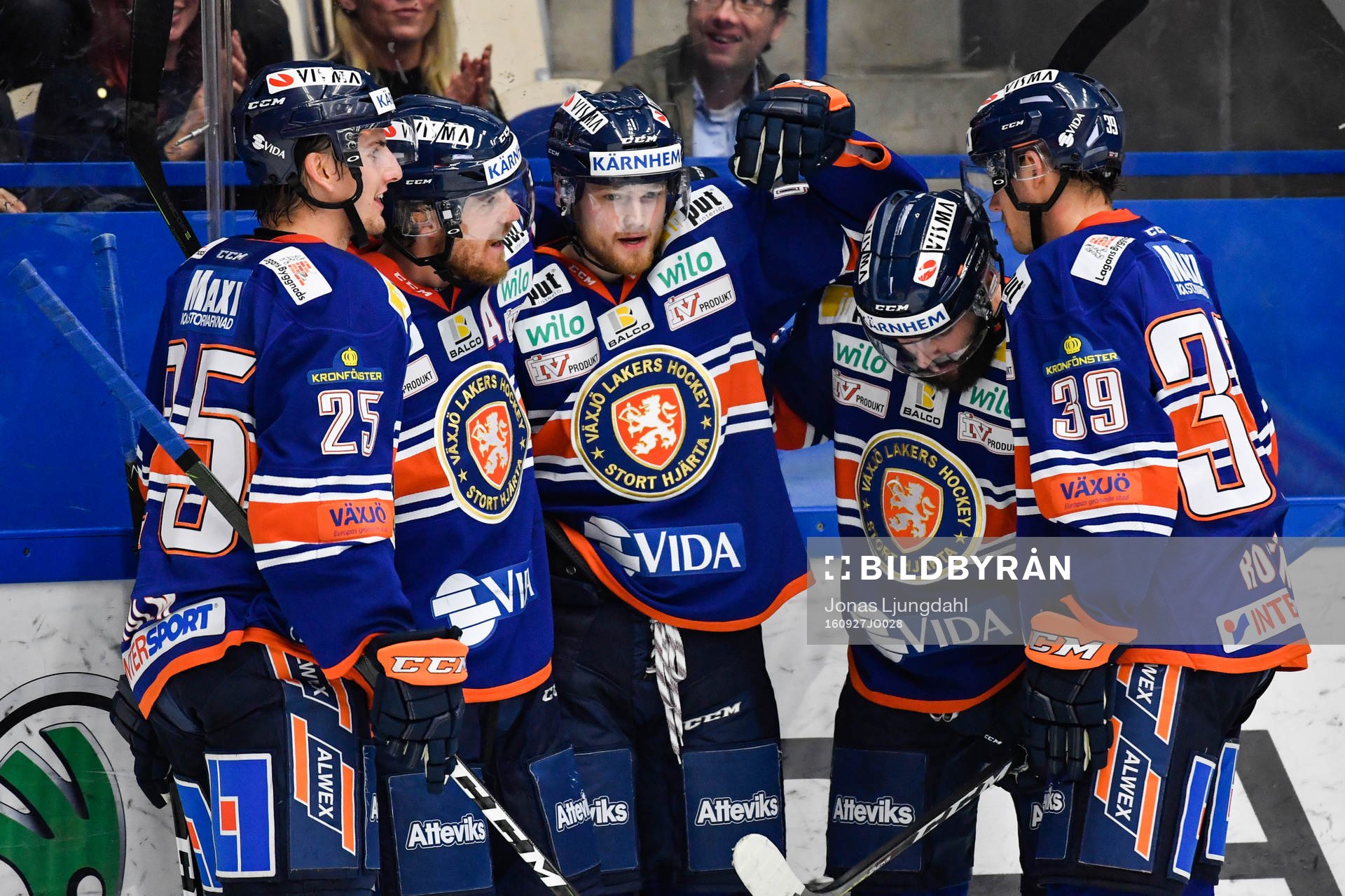 Växjös spelare jublar