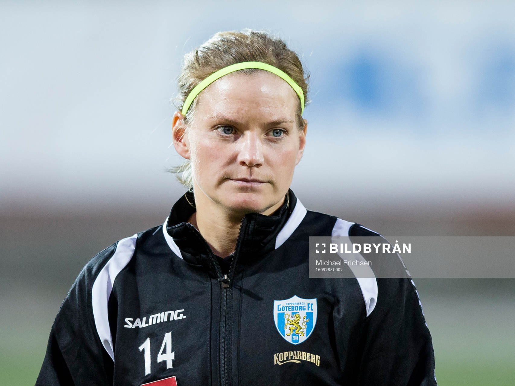 Göteborgs Sara Linden innan fotbollsmatchen i