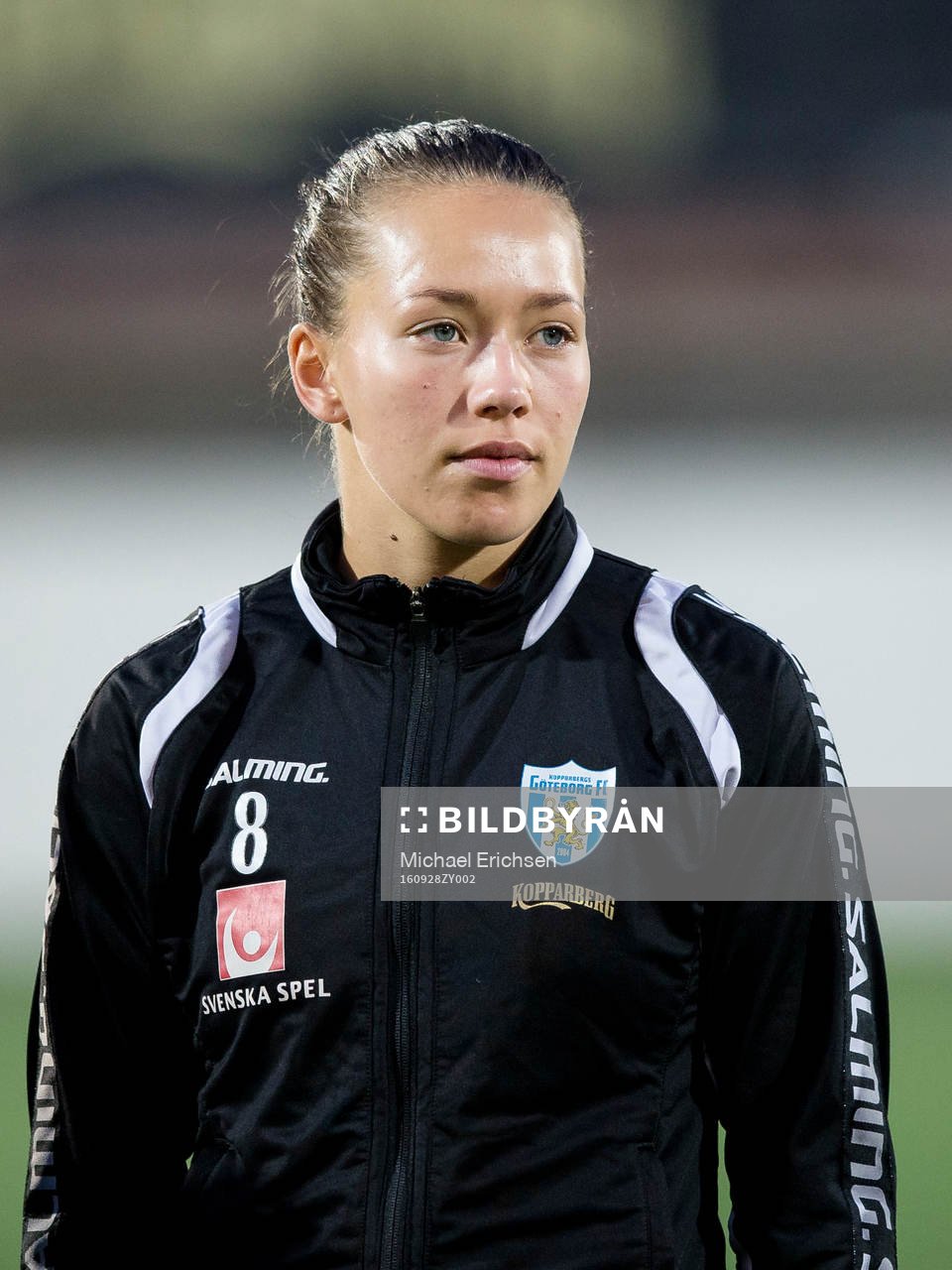 Göteborgs Elin Landström innan fotbollsmatchen i