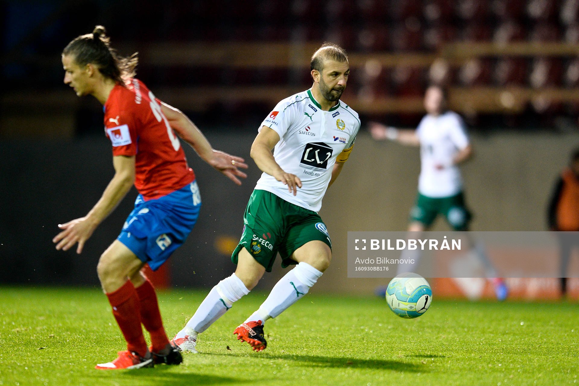 Helsingborgs Jesper Lange och Hammarbys Kennedy Bakircioglu