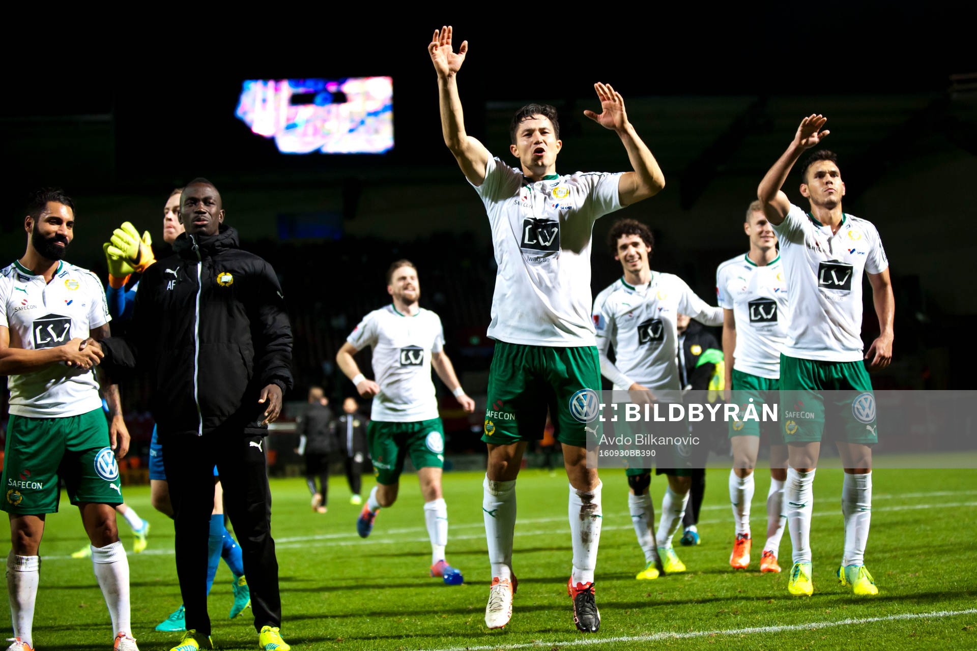 Hammarbys David Boo Wiklander jublar