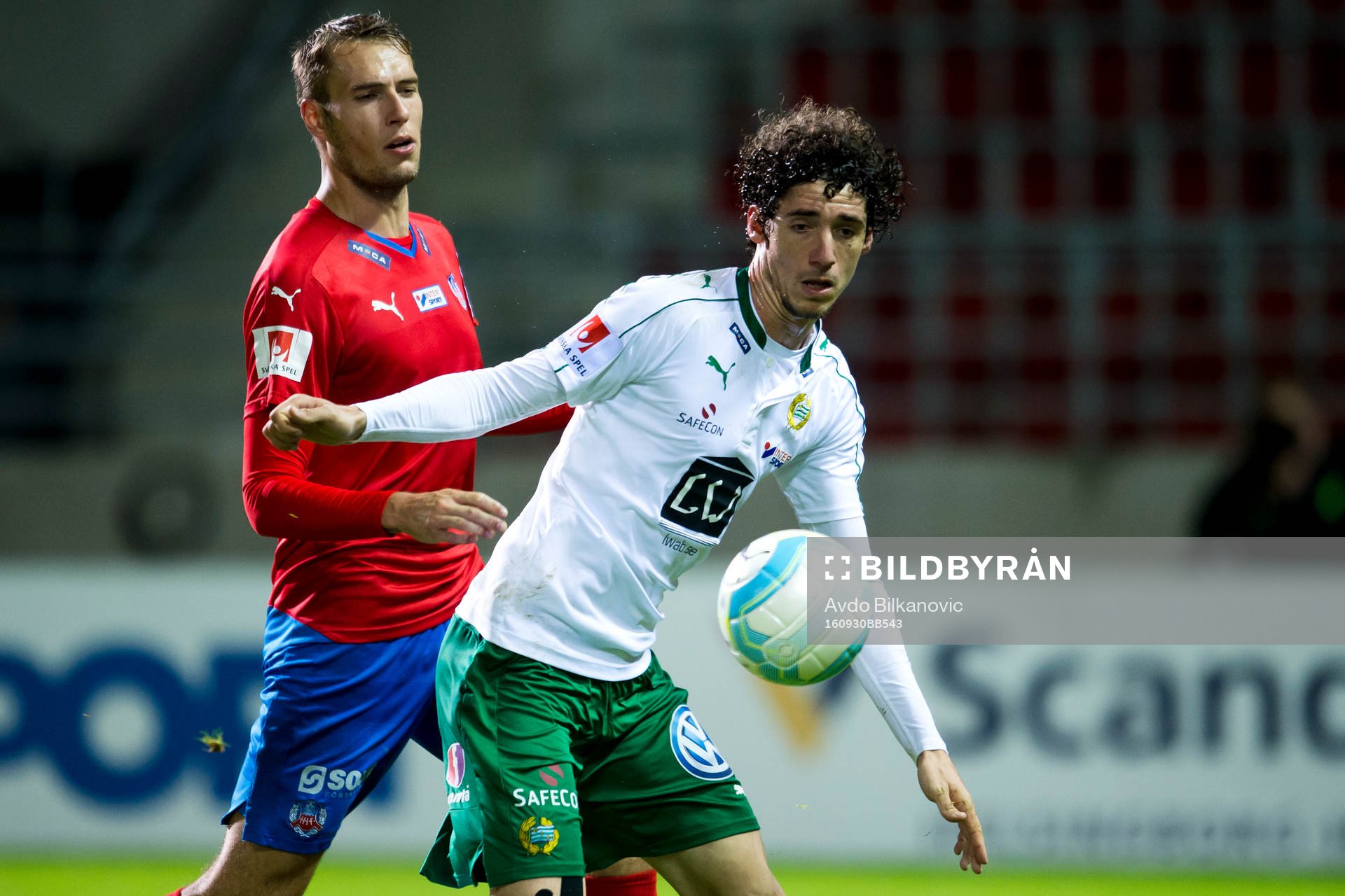 Helsingborgs Frederik Helstrup Jensen jagar Hammarbys