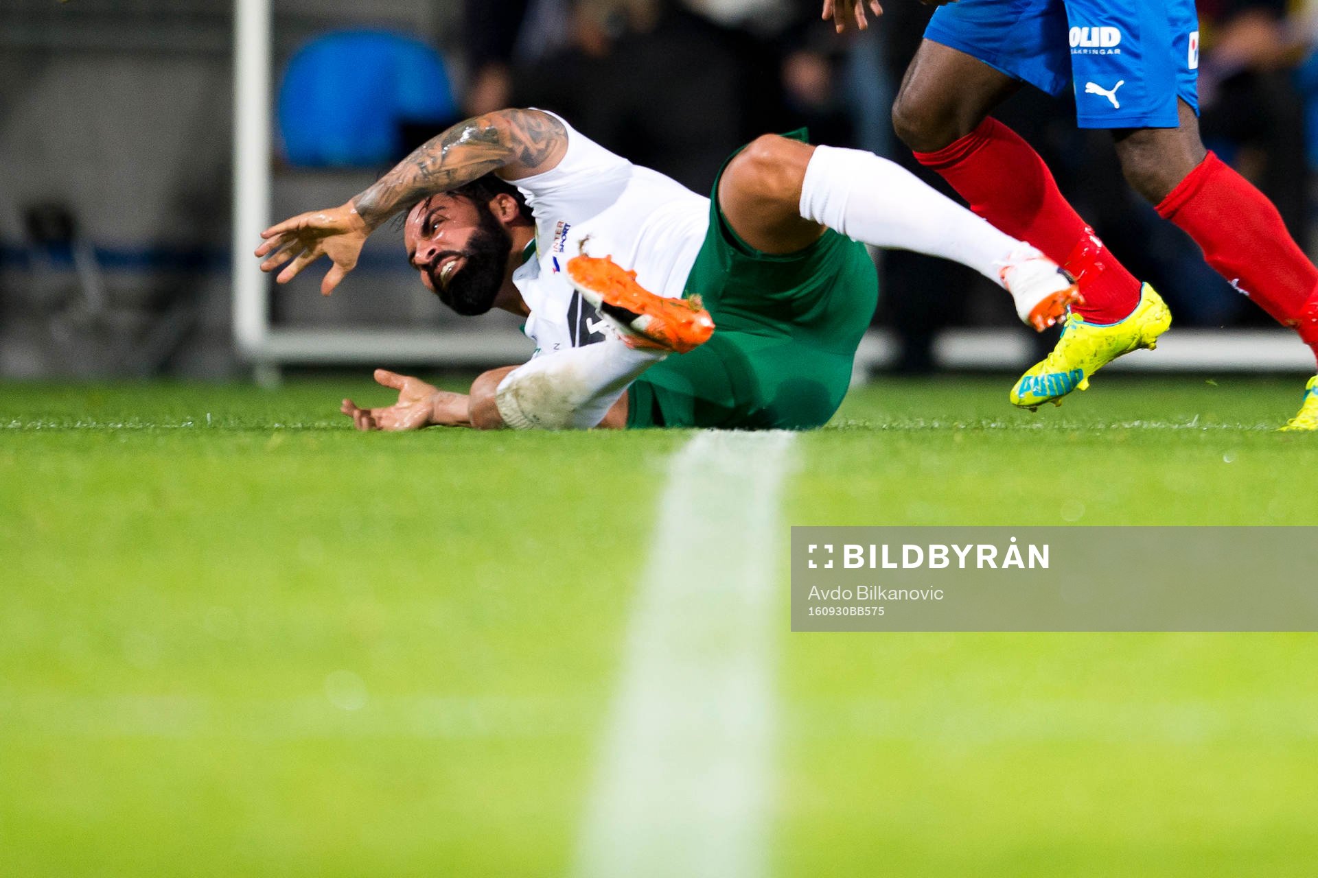 Hammarbys Stefan Batan fälls