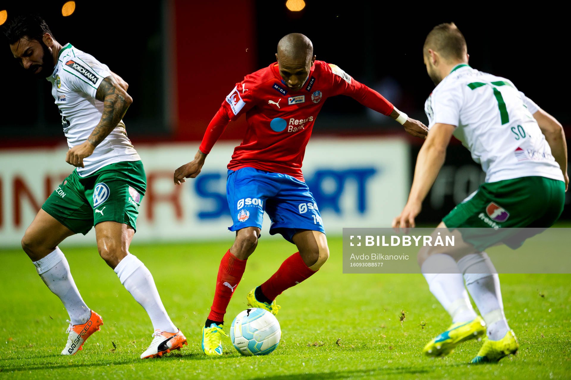 Helsingborgs Amethyst Surprise Bradley Ralani mellan