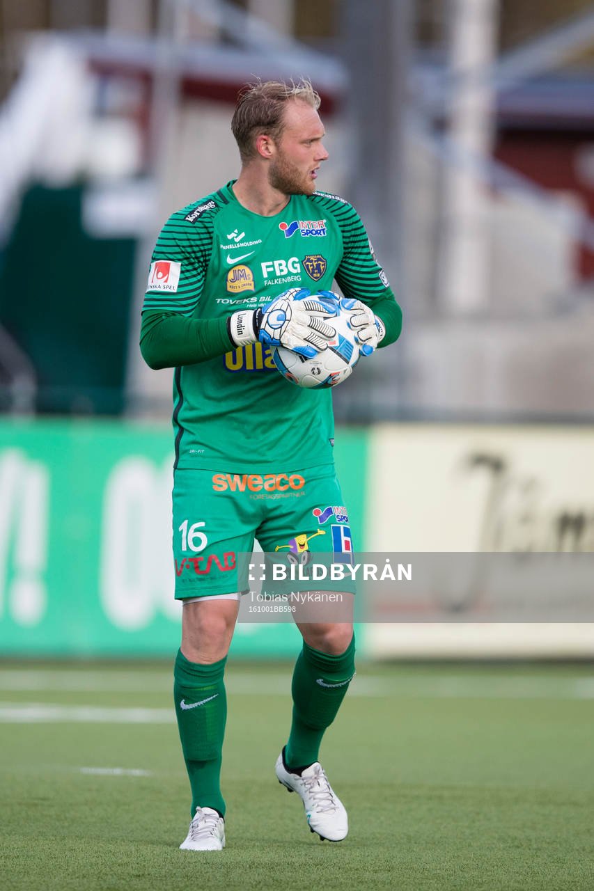 Falkenbergs målvakt Alexander Lundin