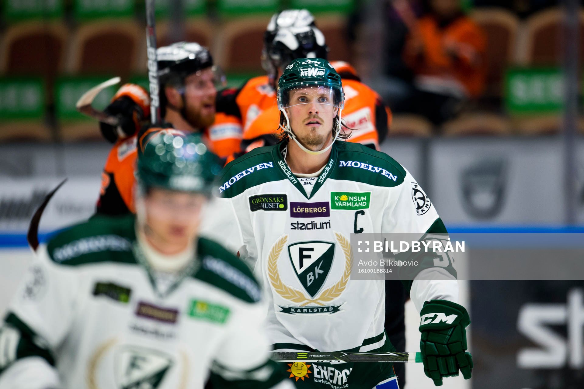 Färjestads Magnus Nygren deppar och Karlskronas spelare