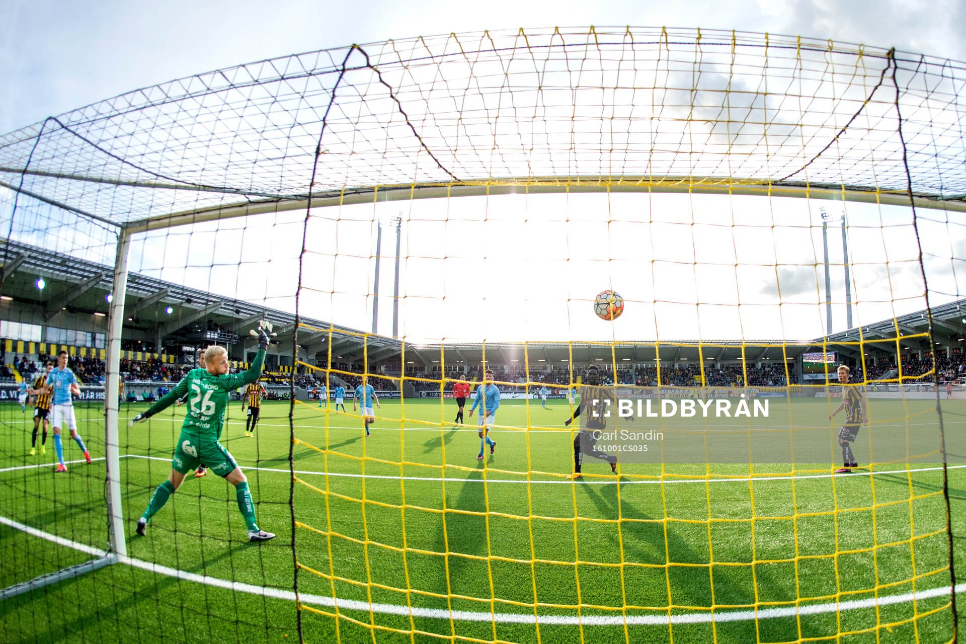 Malmö FFs Alexander Jeremejeff gör 2-3 bakom Häckens