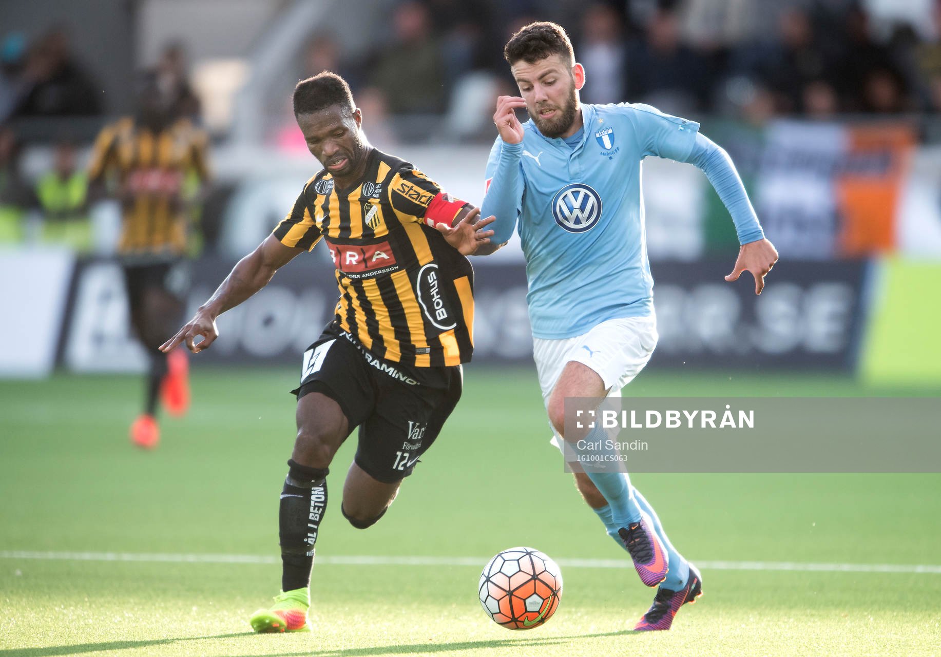 Häckens Mohammed Abubakari och Malmö FFs Erdal Rakip
