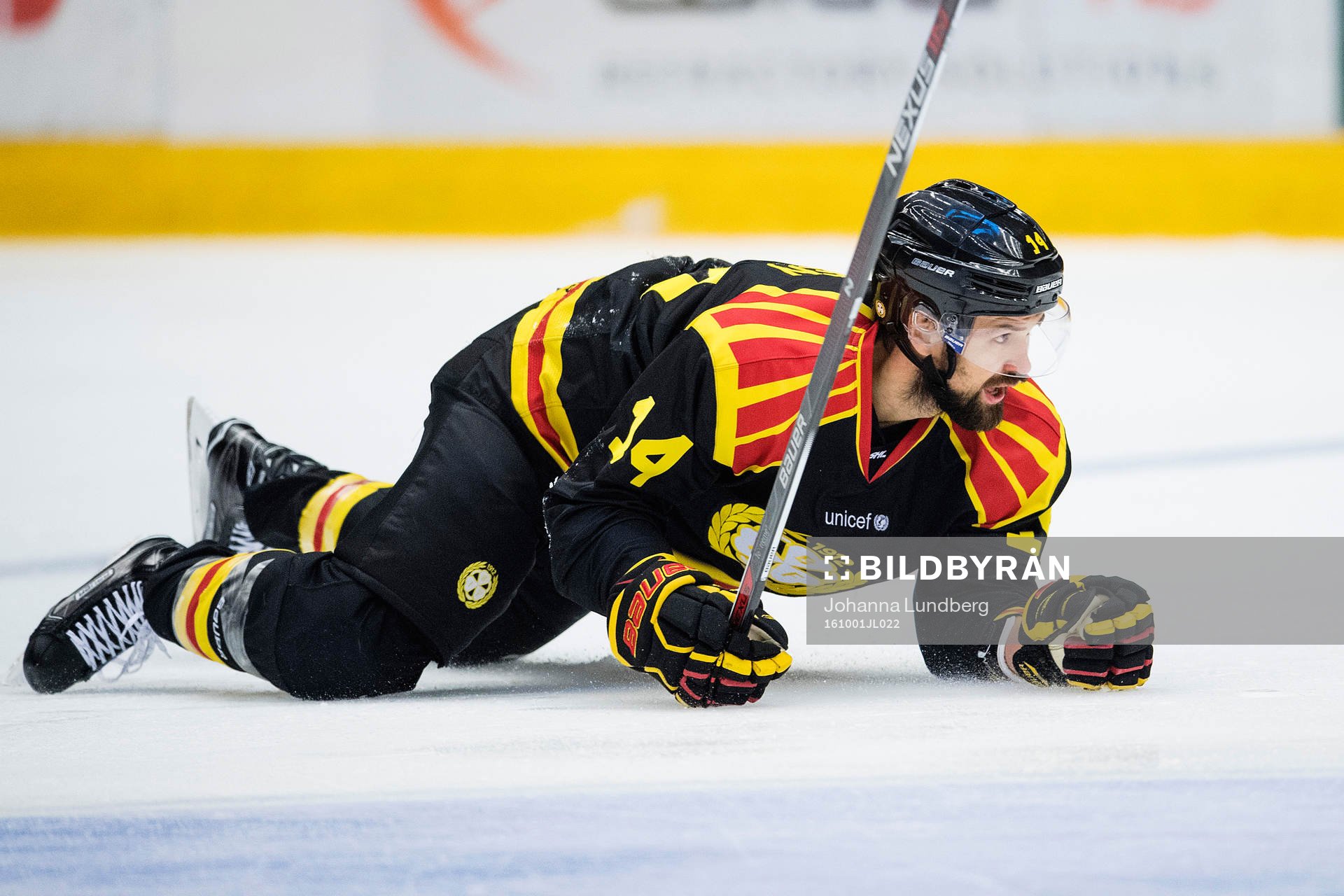 Brynäs Johan Alcén faller