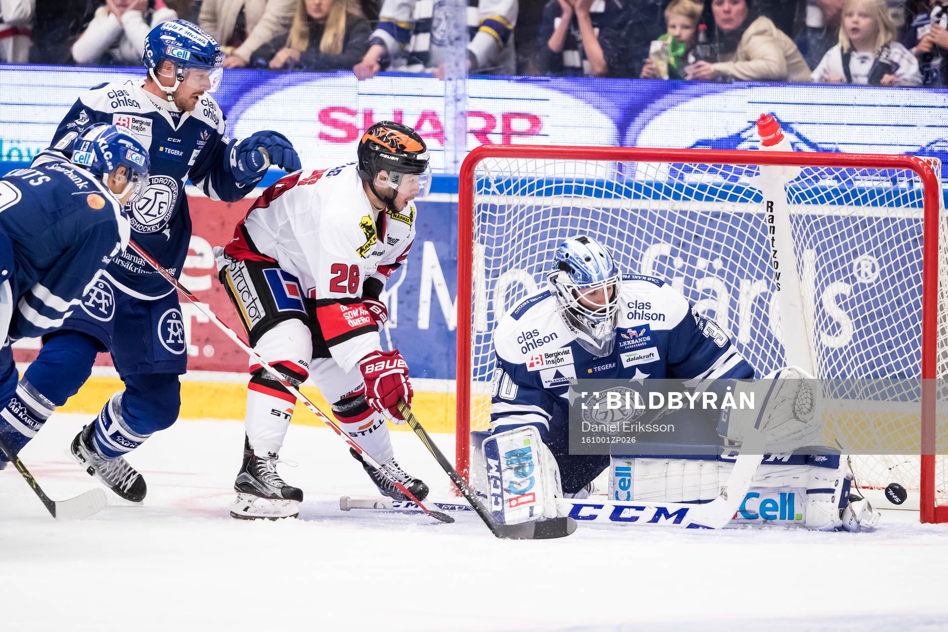 räddning av Leksands målvakt Henrik Haukeland chans från