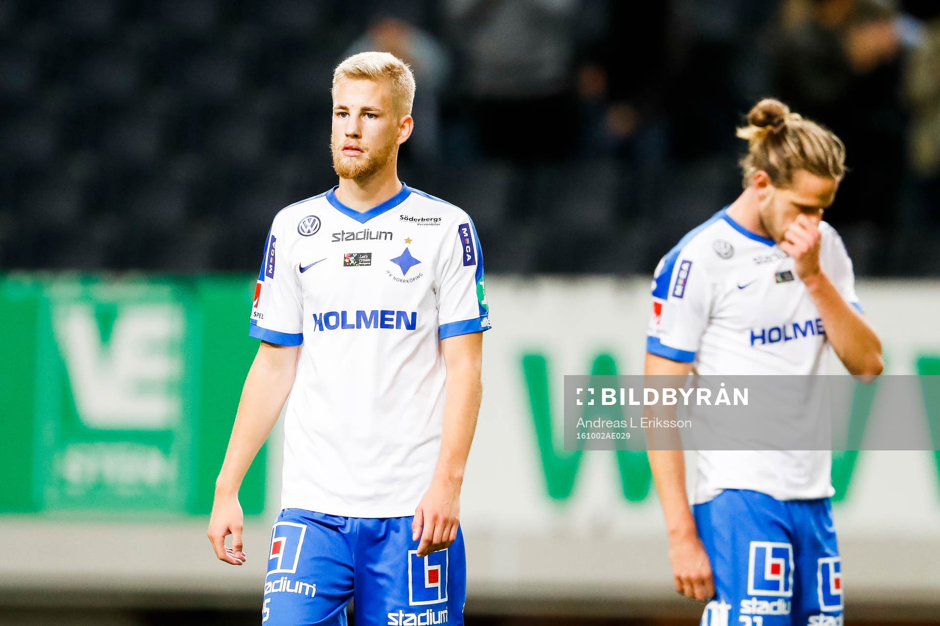 Norrköpings Filip Dagerstål och Andreas Hadenius deppar