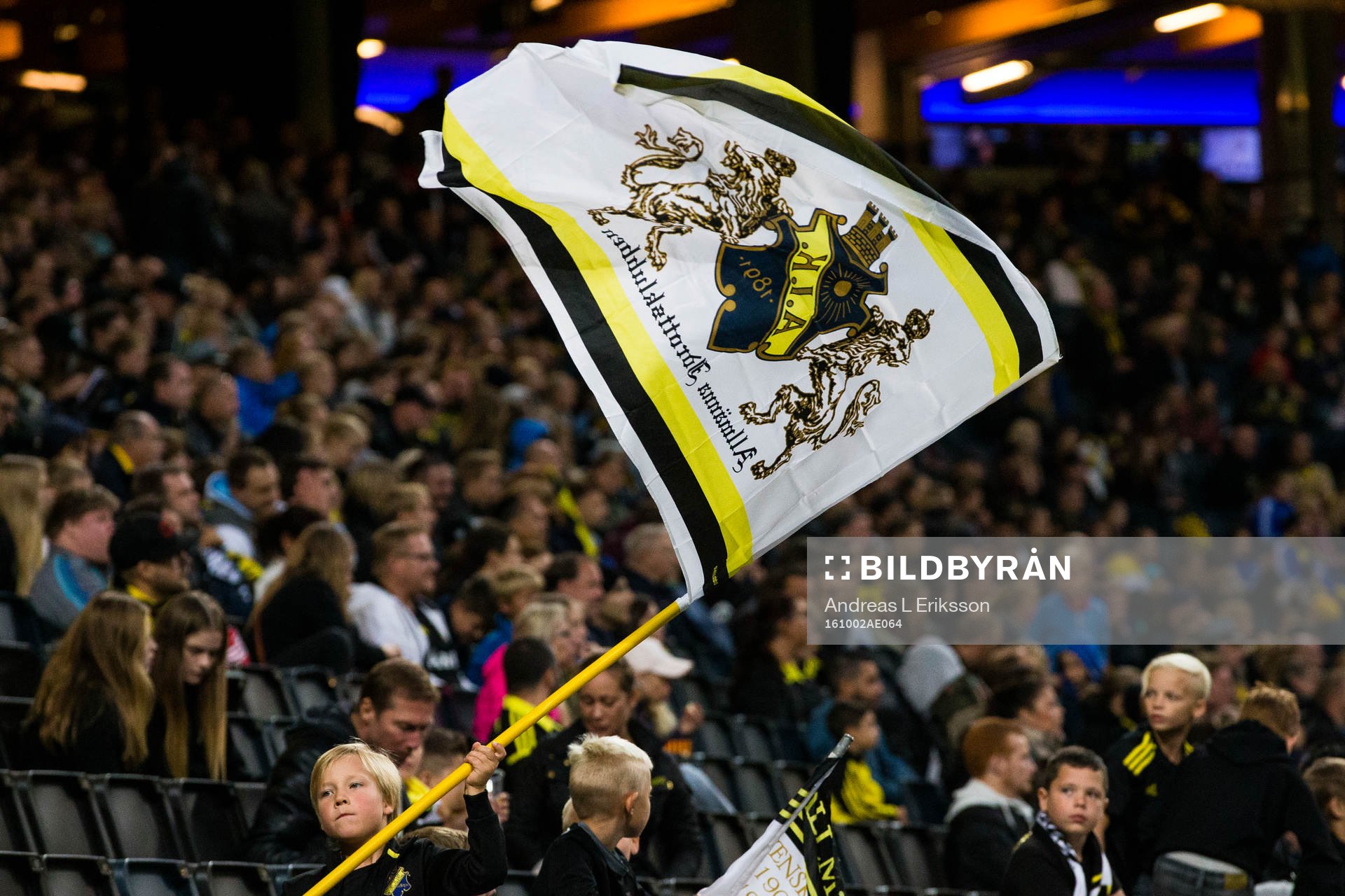 En ung AIK-supporter
