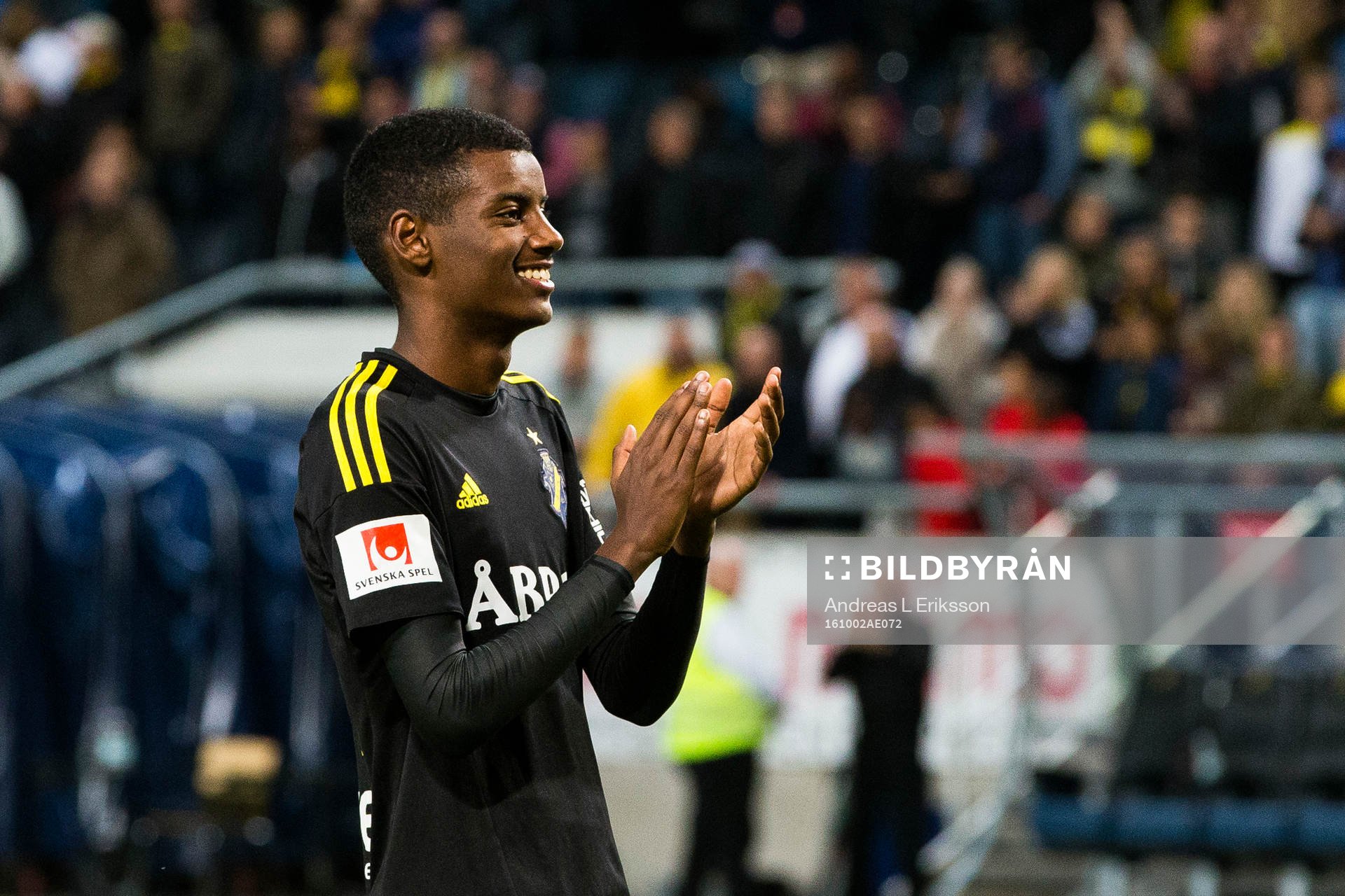 s Alexander Isak jublar