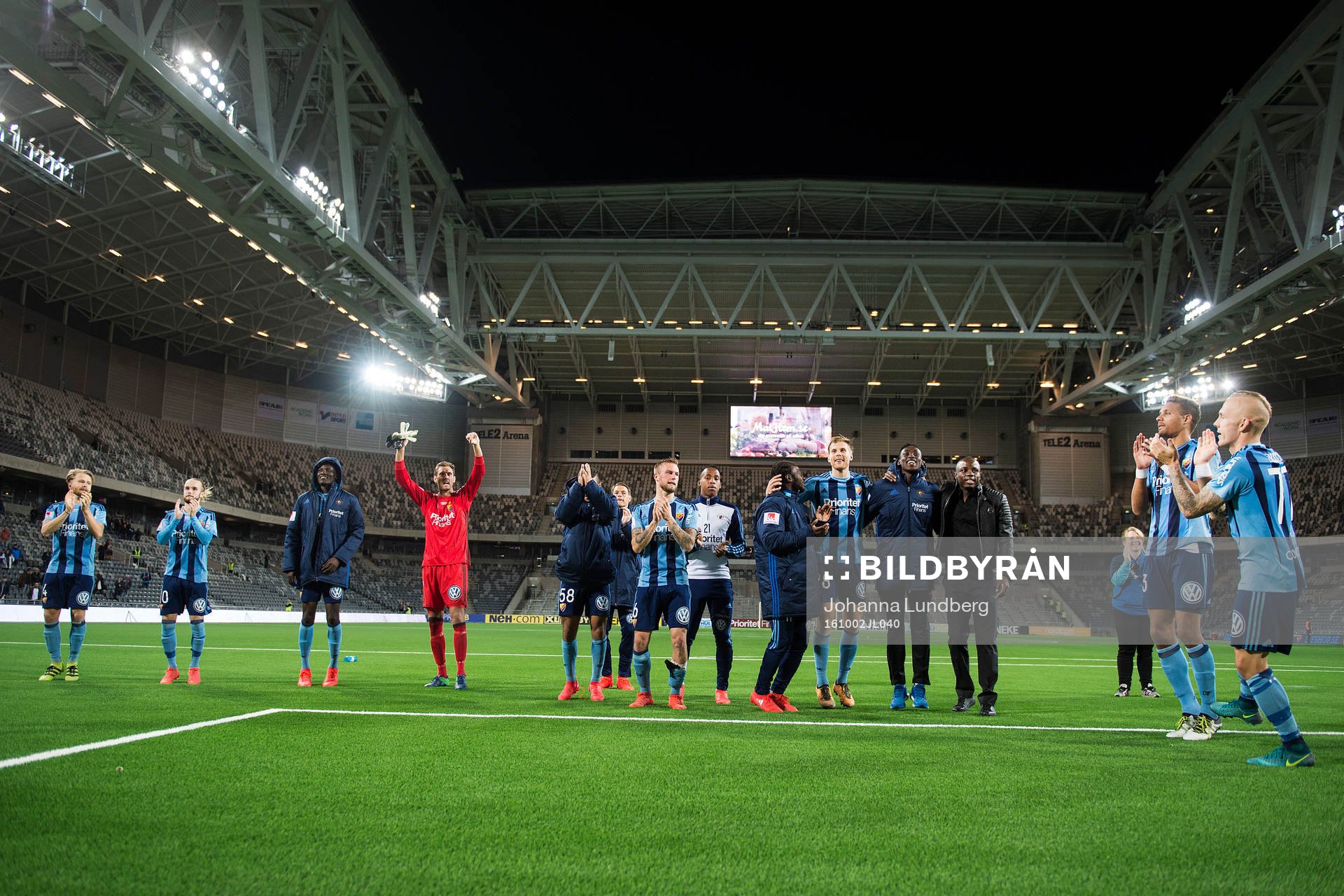 Djurgårdens spelare jublar med publiken