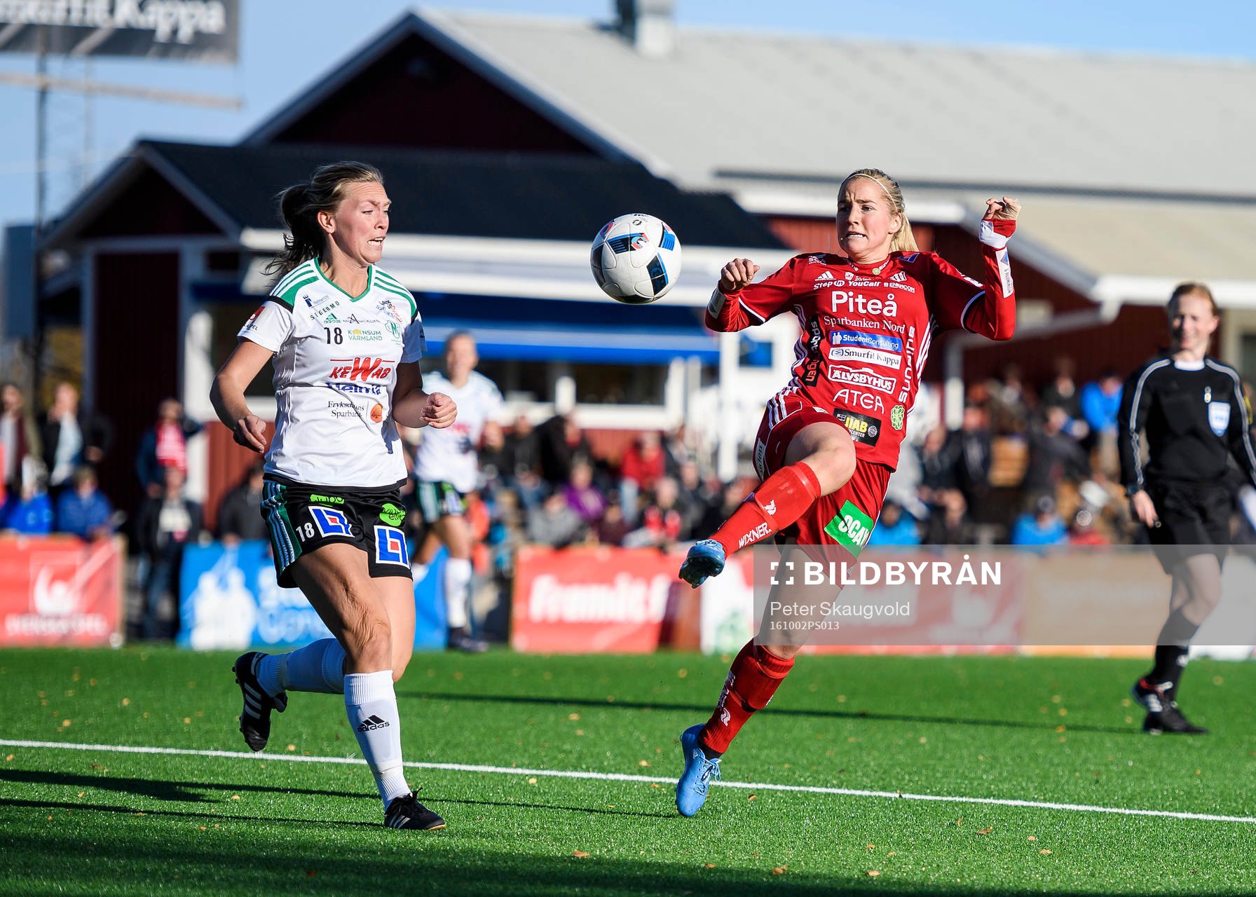 Mallbackens Sandra Andersson och Piteås Irma Helin