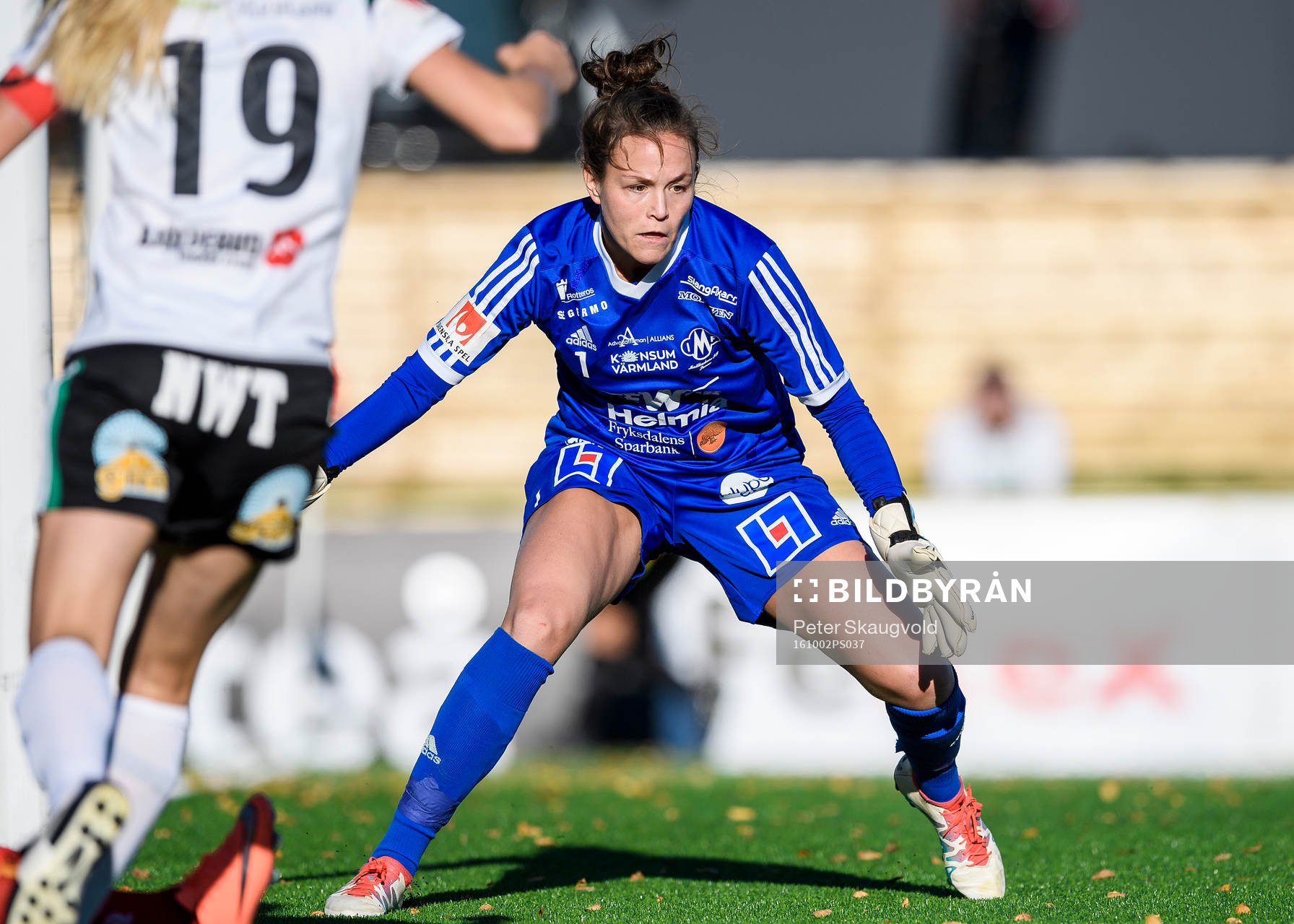 Mallbackens målvakt Lee Alexander under fotbollsmatchen i Damallsvenskan mellan Piteå och Mallbacken den 2 oktober 2016 i Piteå.